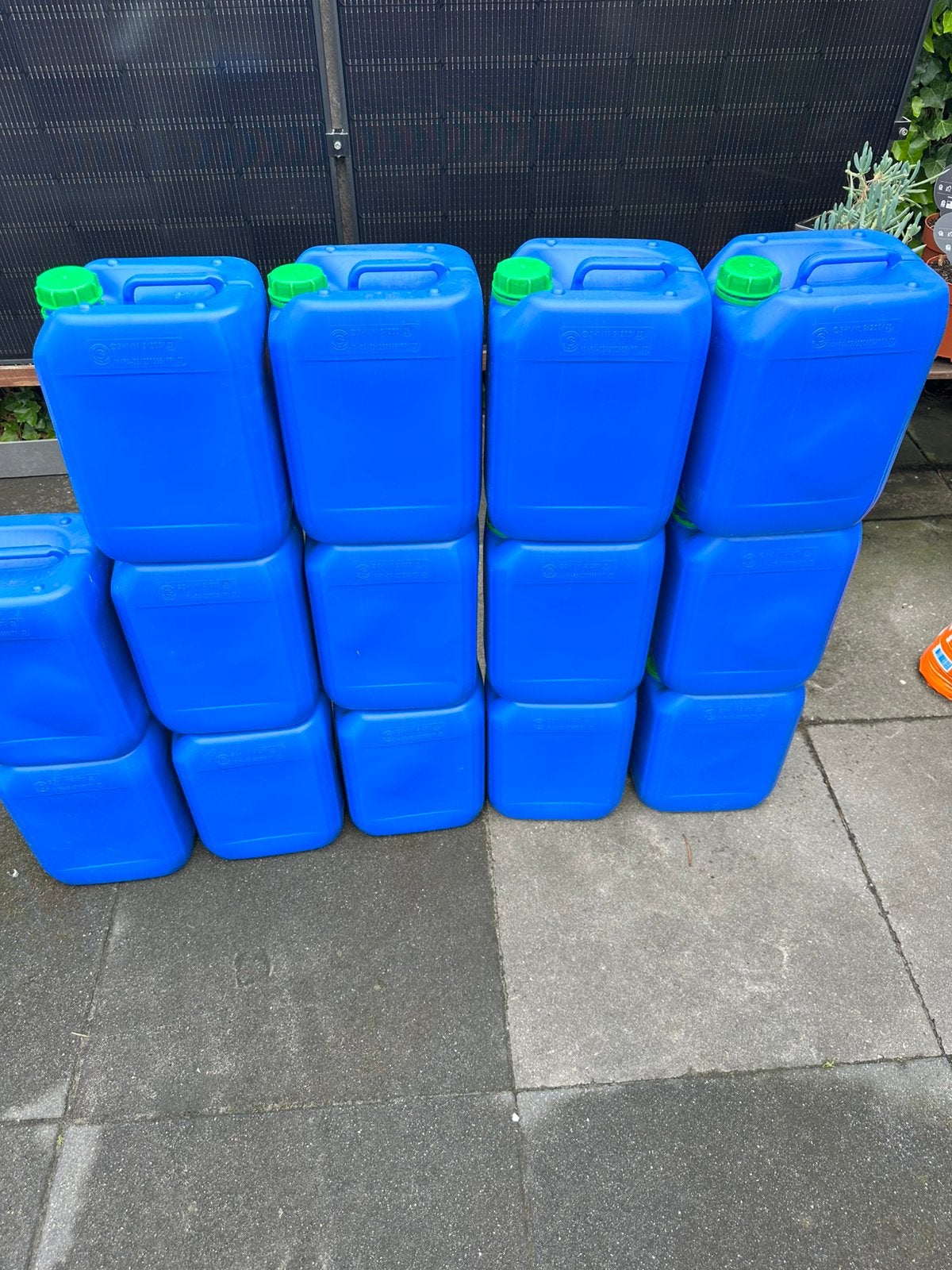 Jerrycans 10 liter, Tuin en Terras, Minder dan 75 liter, Ophalen, Zo goed als nieuw
