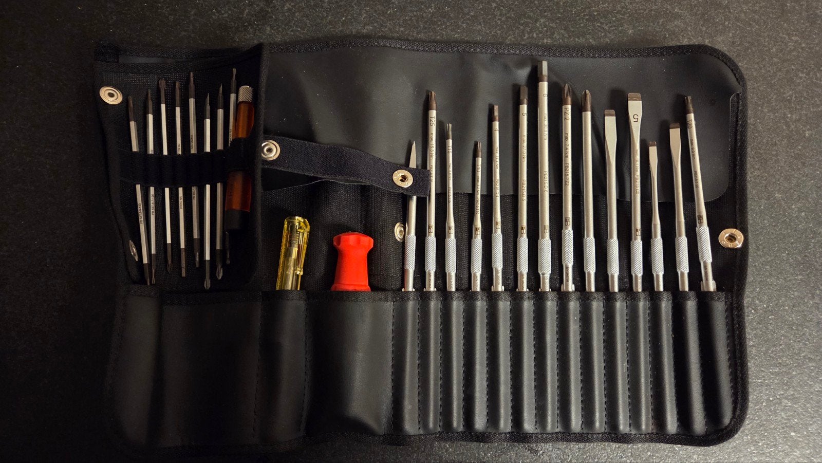 Swiss Tools 8515 Schroevendraaierset - 31-delig, Ophalen of Verzenden, Zo goed als nieuw, Schroevendraaier, Overige merken