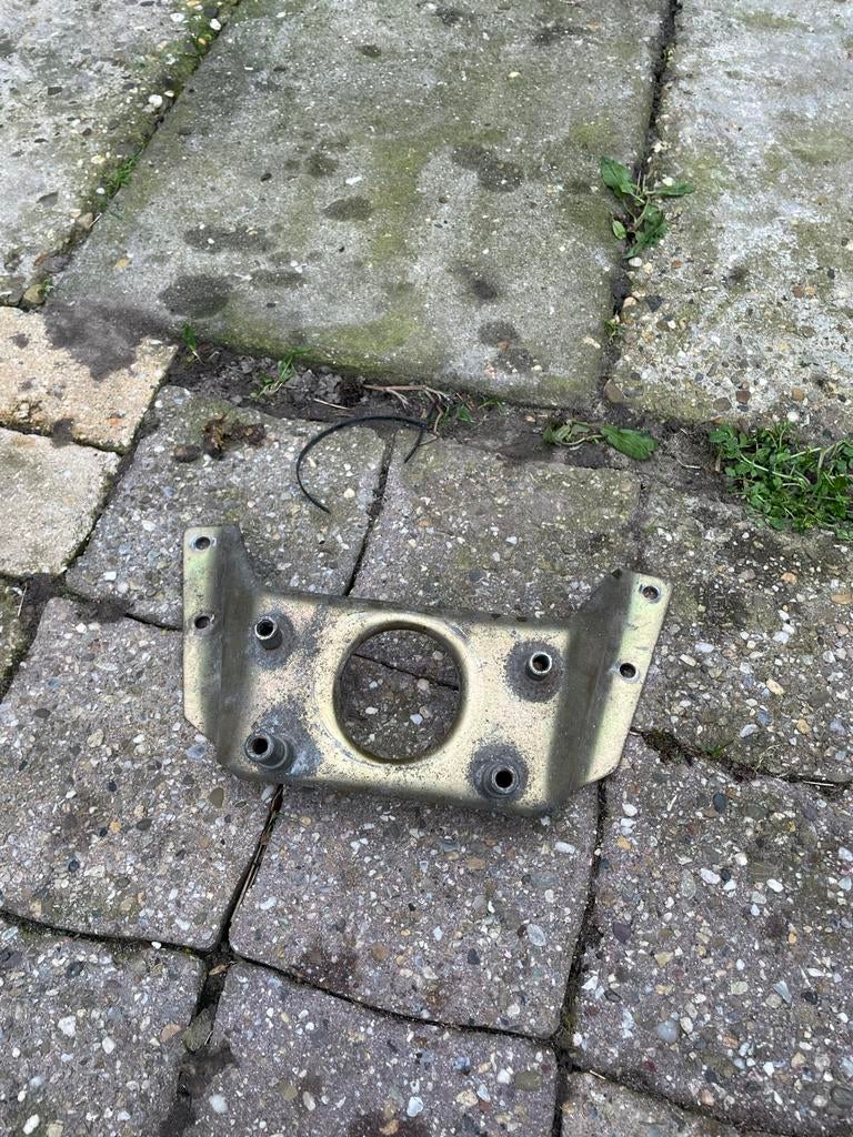 Metalen beugel, Ophalen of Verzenden, Gebruikt, Universele onderdelen