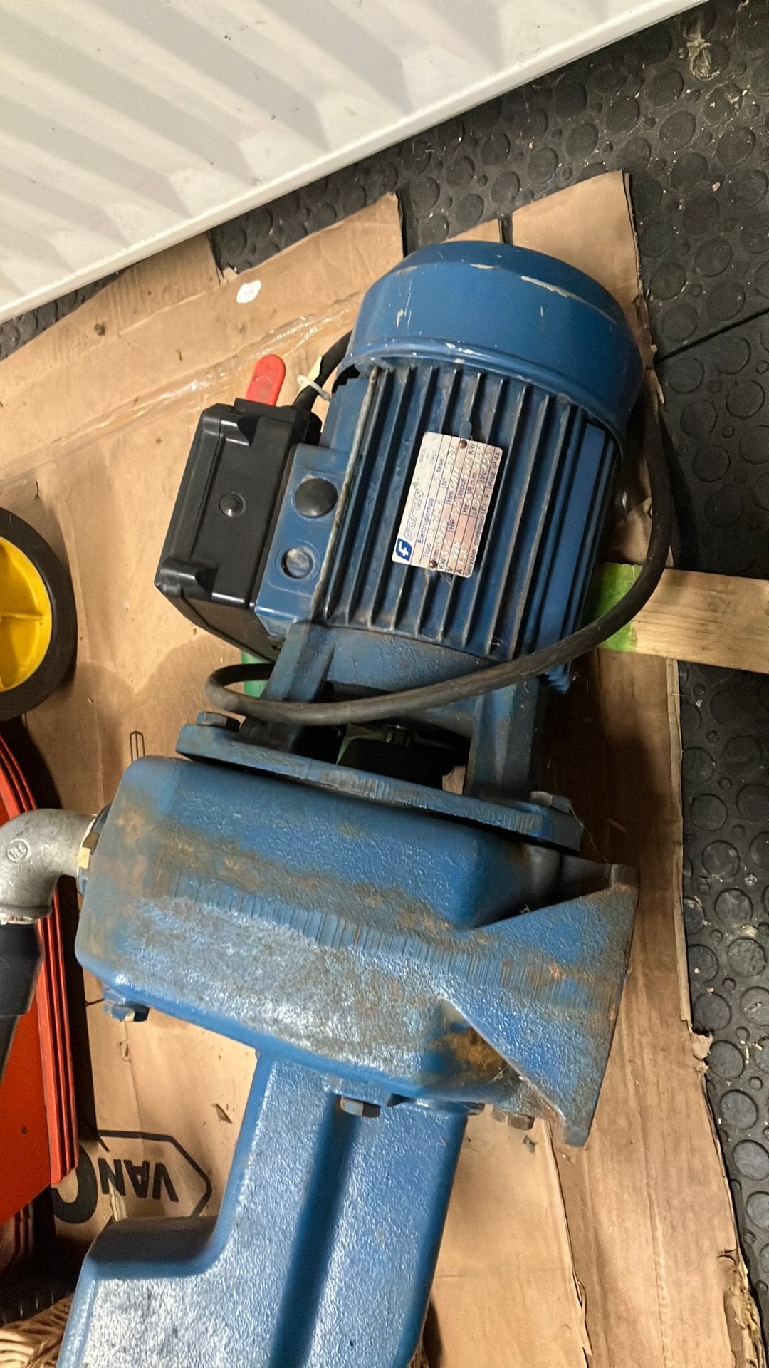 Foras waterpomp  150m in goede staat, Tuin en Terras, Ophalen, Elektrisch, Bronpomp