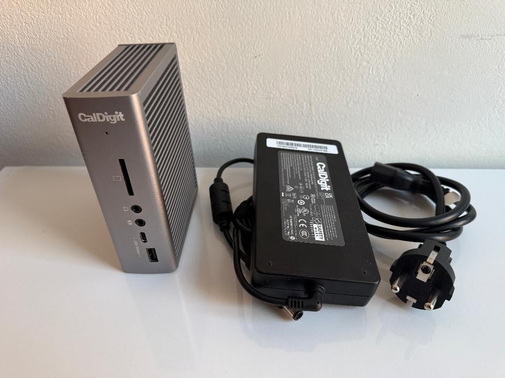 CalDigit TS3 Plus Thunderbolt 3 Docking Station, Caldigit, Docking station, Gebruikt, Laptop