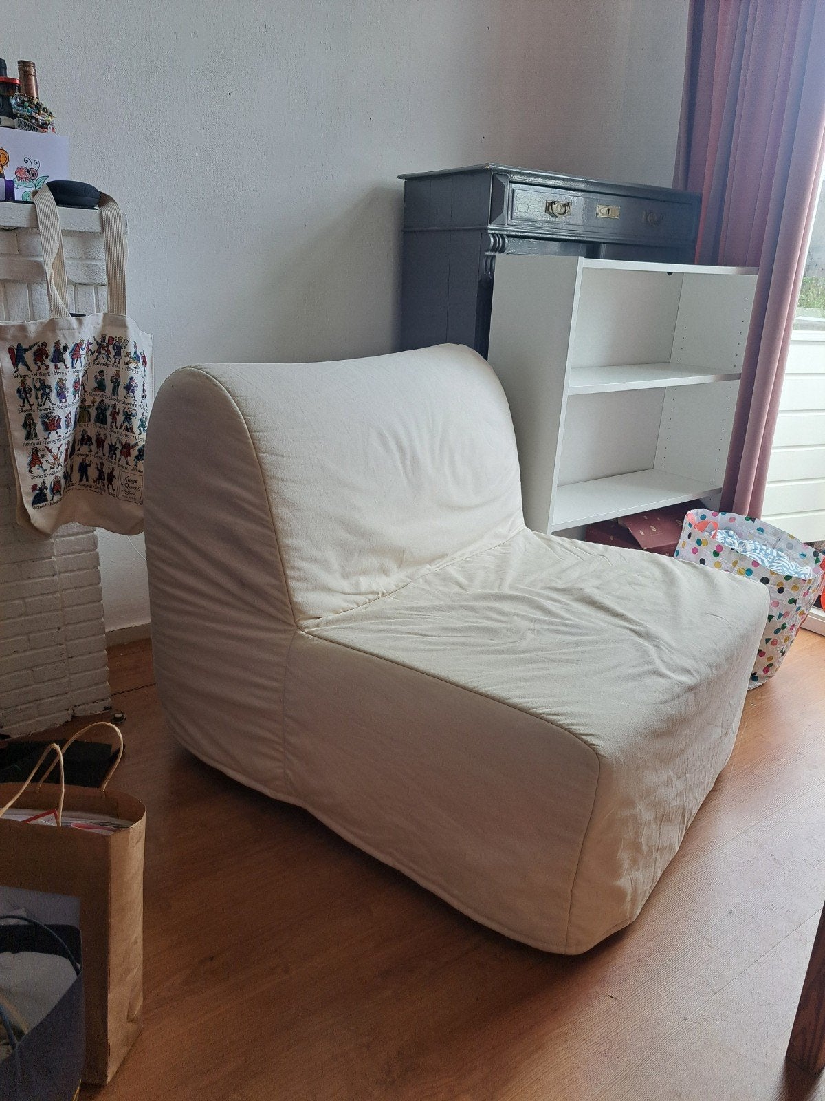 IKEA LYCKSELE MURBO slaapfauteuil met 2 hoezen, Wit, Ophalen of Verzenden, Zo goed als nieuw, Stof