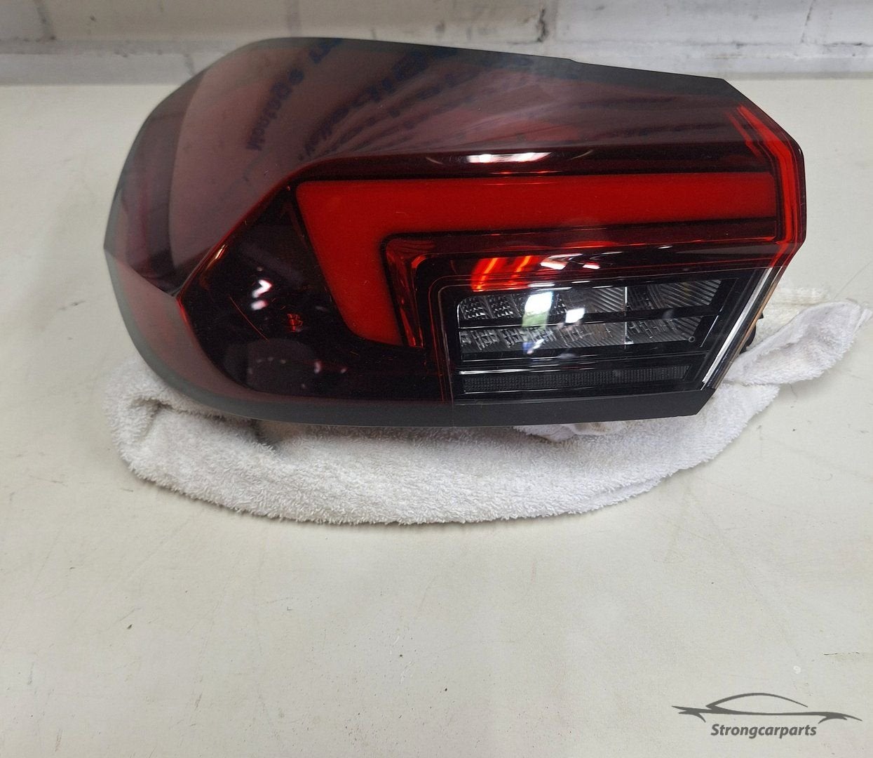 Achterlicht Opel Corsa F links achter buiten 9829317980, Gebruikt, -, -, Opel
