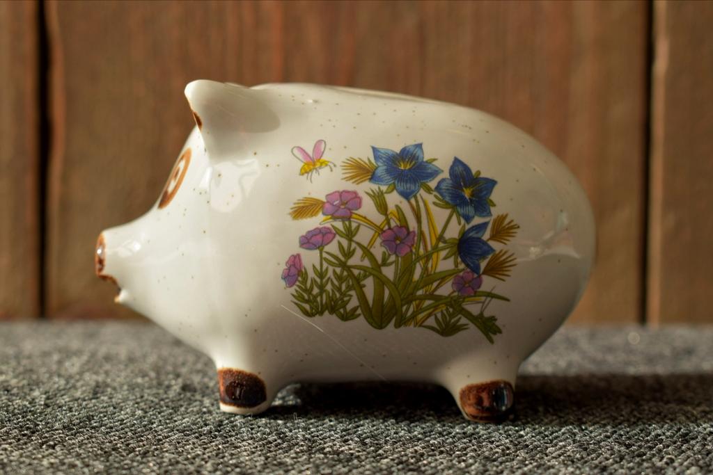 Spaarvarken Wildflower servies met korenbloemen, Ophalen of Verzenden, Zo goed als nieuw, Steen, Aardewerk of Keramiek, Dier