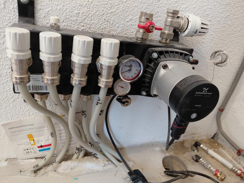 Verdeler vloerverwarming Grundfos, Ophalen, Minder dan 60 cm, Overige typen, Minder dan 30 cm
