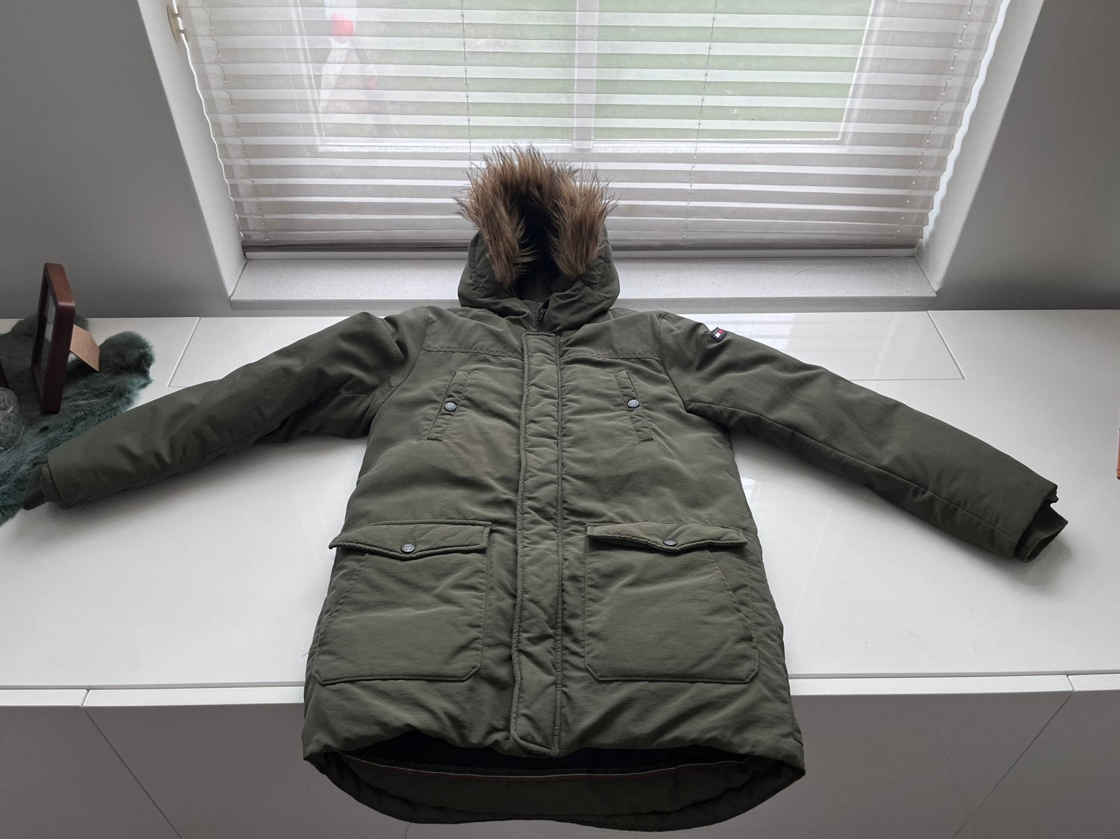Olijfgroene Tommy Hilfiger winterjas kindermaat 164, Verzenden, Zo goed als nieuw, Jongen, Jas