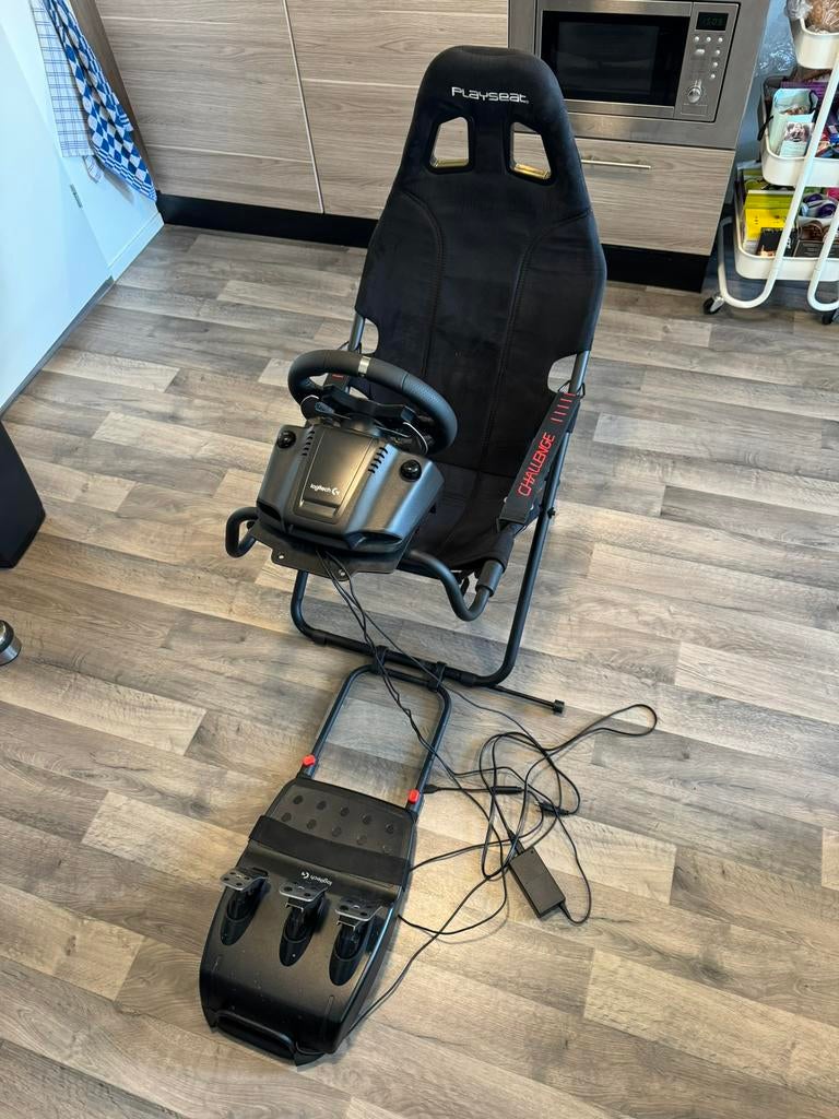 Logitech g920 + playseat, Spelcomputers en Games, Spelcomputers | Overige Accessoires, Zo goed als nieuw, Ophalen