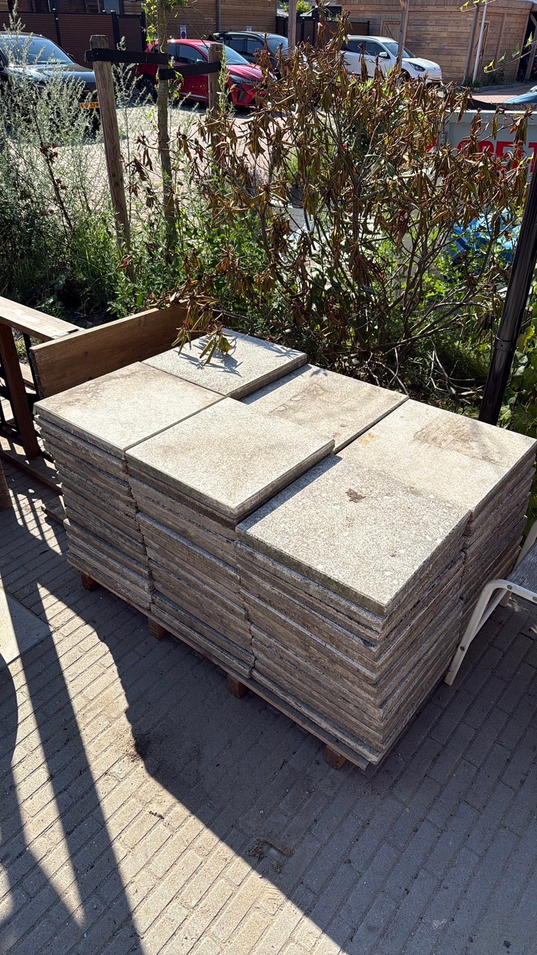 Gratis 40x40 tuintegels beton 90 stuks, Tuin en Terras, Tegels en Klinkers, Ophalen, Gebruikt, 10 m² of meer, Beton