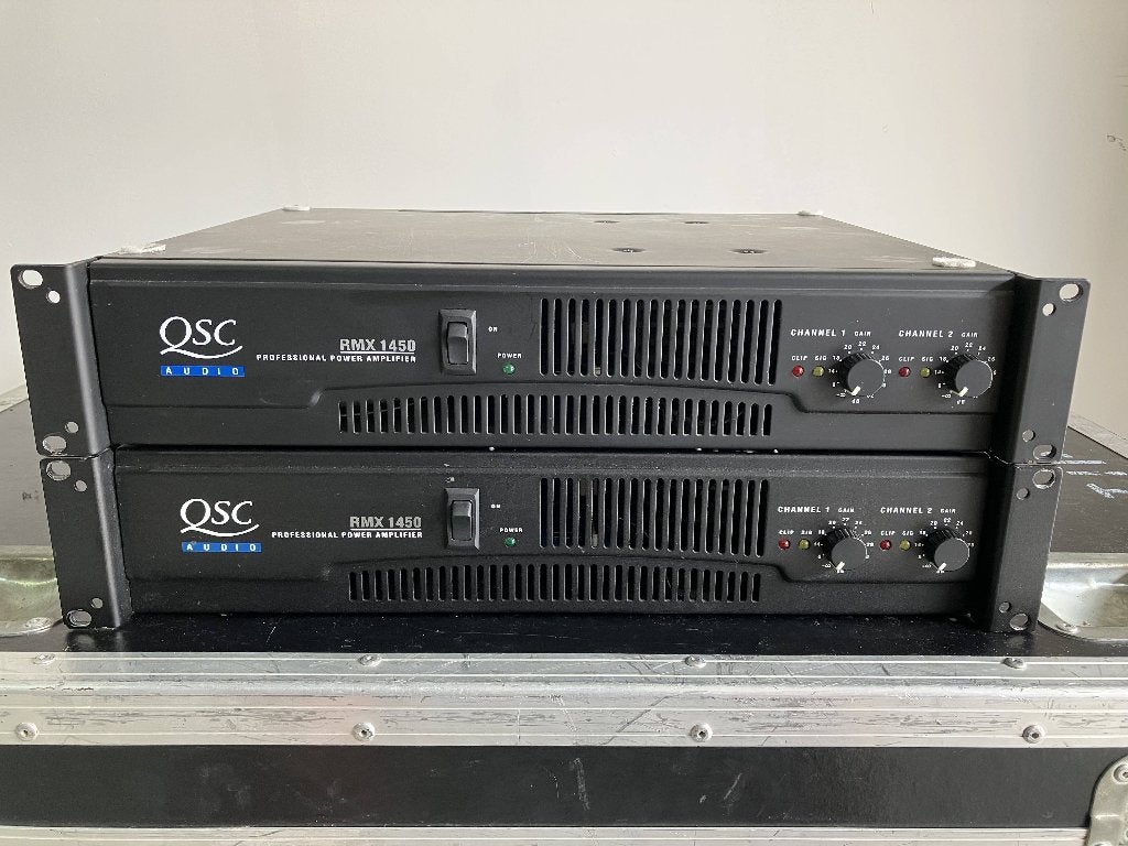 QSC RMX-1450 versterker 2x 450W aan 4 ohm (2x), Ophalen of Verzenden, Zo goed als nieuw, 500 tot 1000 watt, P.A.