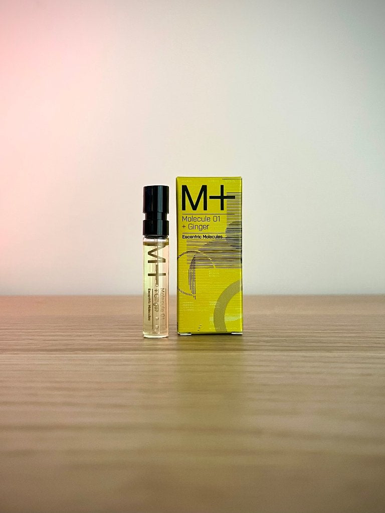 🫚 Escentric Molecules Molecule 01 + Ginger EdT (2 ml), Ophalen of Verzenden, Nieuw, Proef of Tester, Gevuld