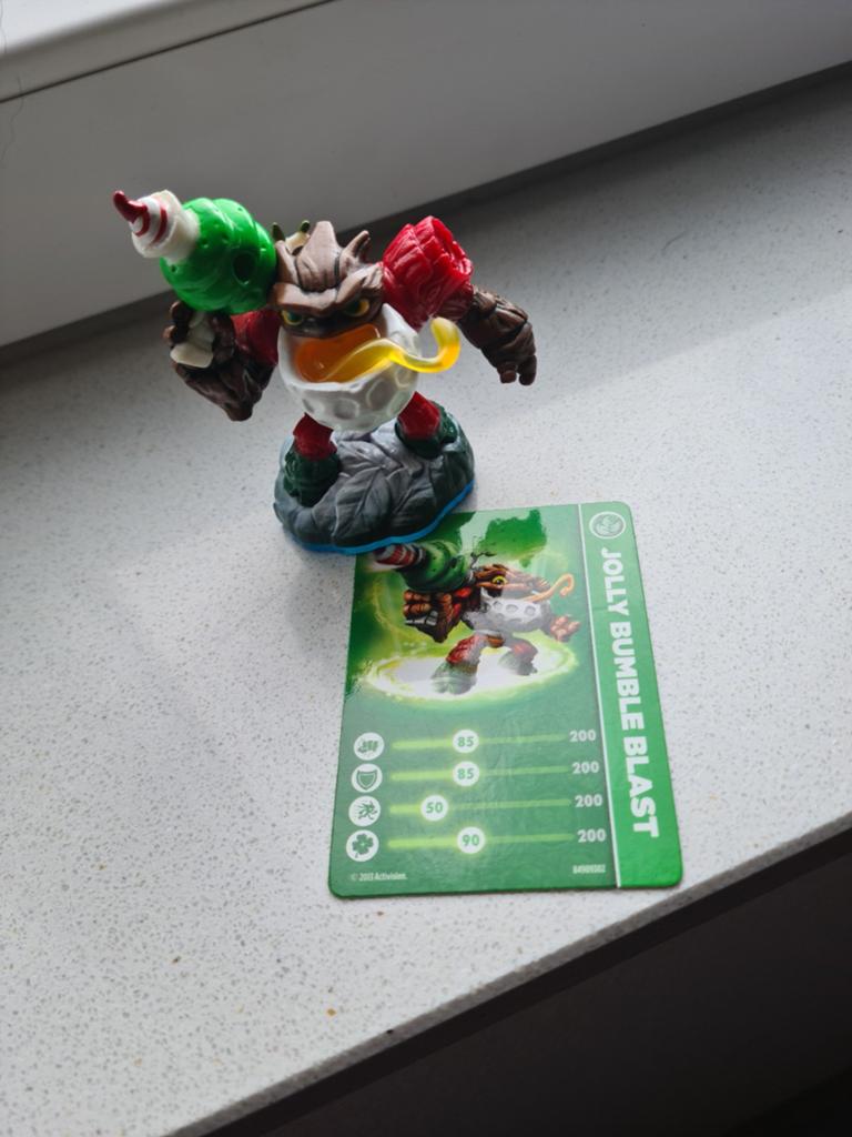 Skylanders Giants Jolly Bumble Blast met kaart, Ophalen of Verzenden, Zo goed als nieuw