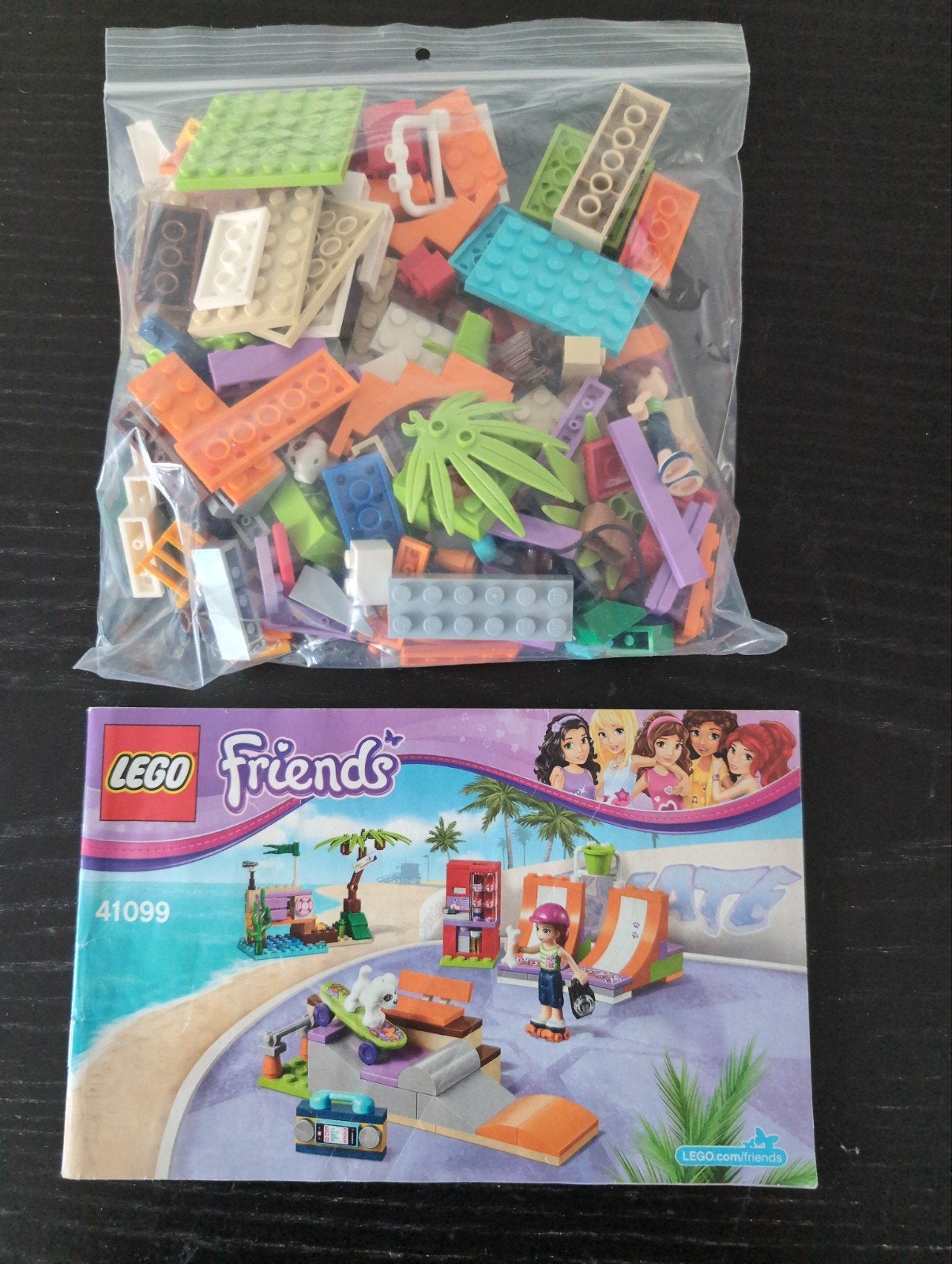 LEGO Friends 41099 Skatepark compleet met boekje, Gebruikt, Lego, Friends, Ophalen of Verzenden