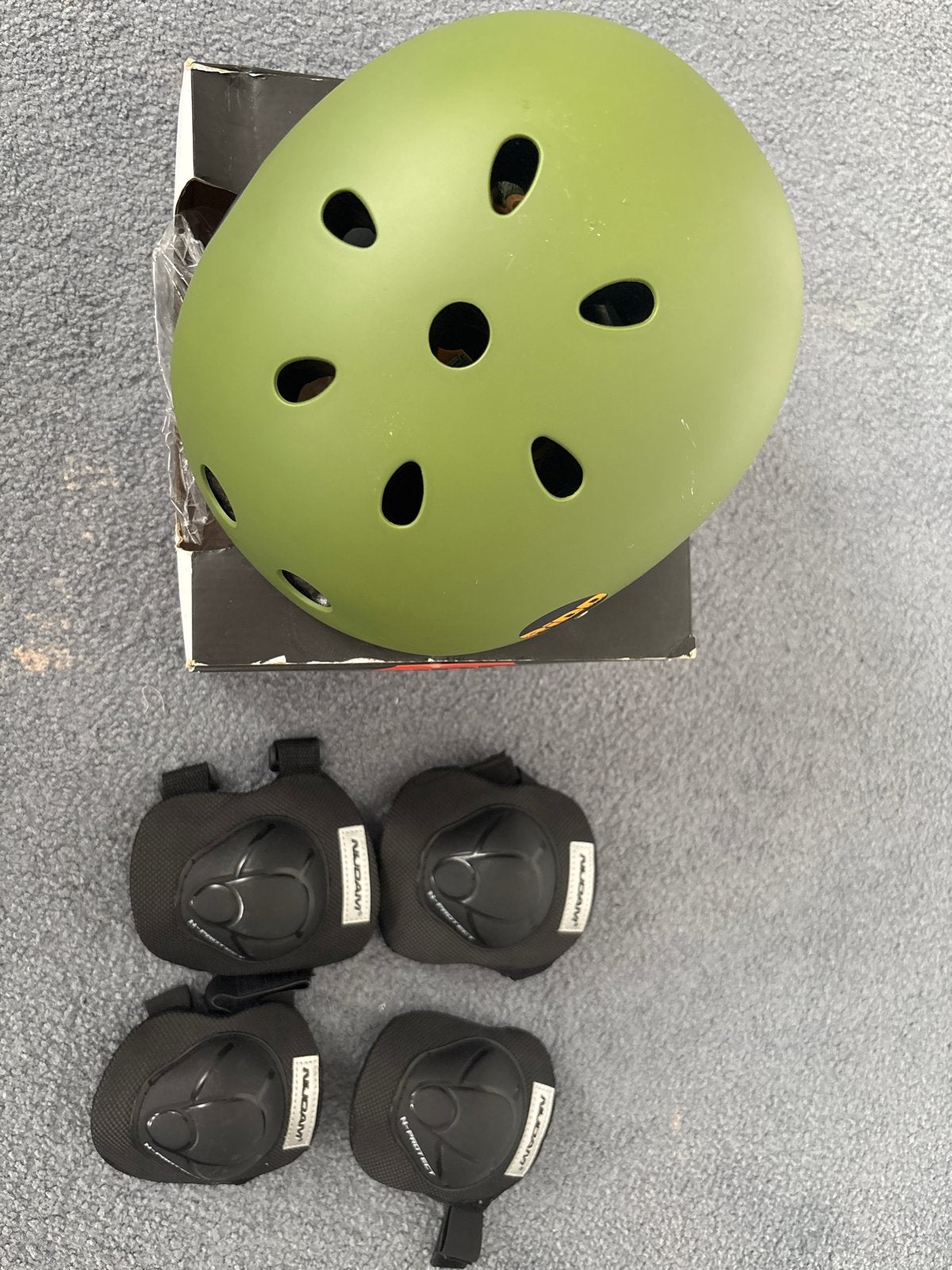 RIDD Skull Helm en Nudam beschermers set, Ophalen, Zo goed als nieuw, Bescherming