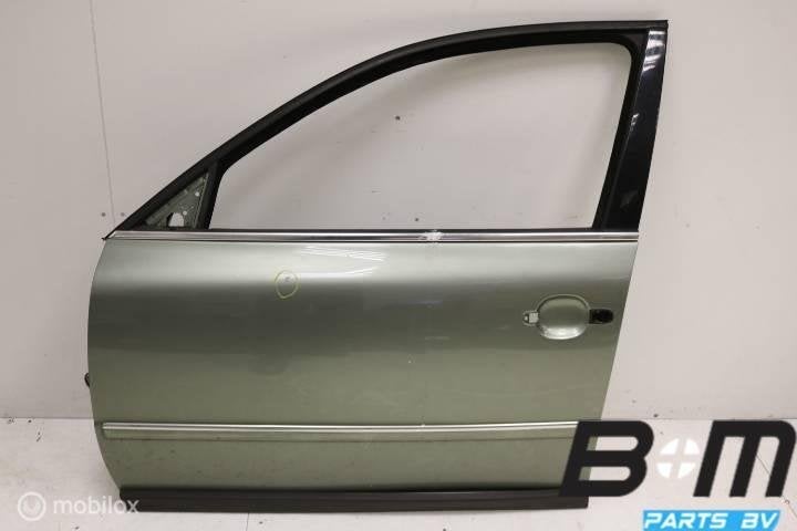 Portier LV VW Passat 3BG Variant LA6W 3B4831051BF