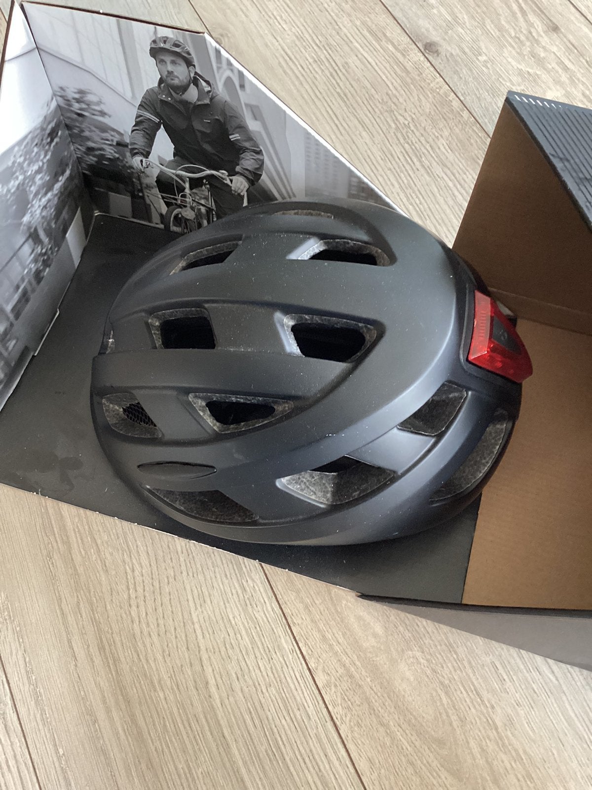 Urban fiets helm, Fietsen en Brommers, Ophalen of Verzenden, Zo goed als nieuw, Overige maten, Heer of Dame