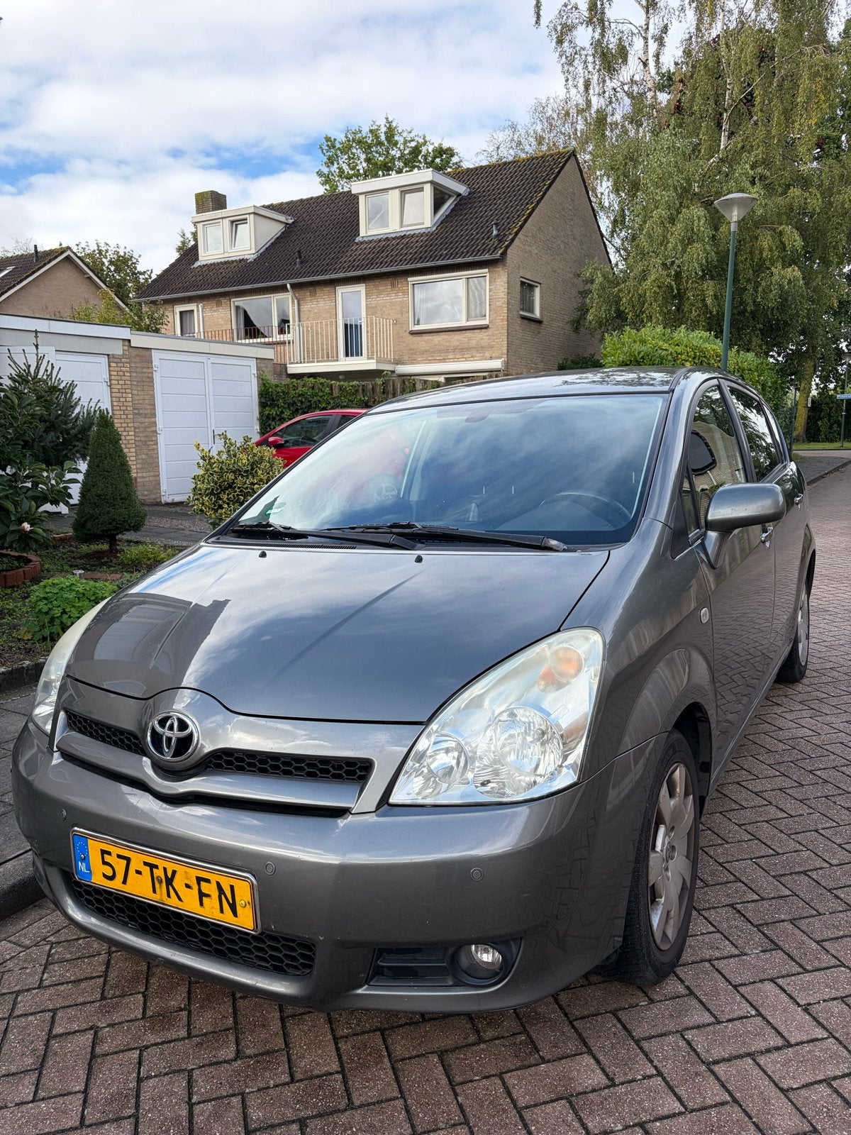 Toyota Corolla Verso 1.8 Vvt-i AUT 7P 2006 Grijs, Auto's, 4 cilinders, 129 pk, 7 stoelen, Origineel Nederlands