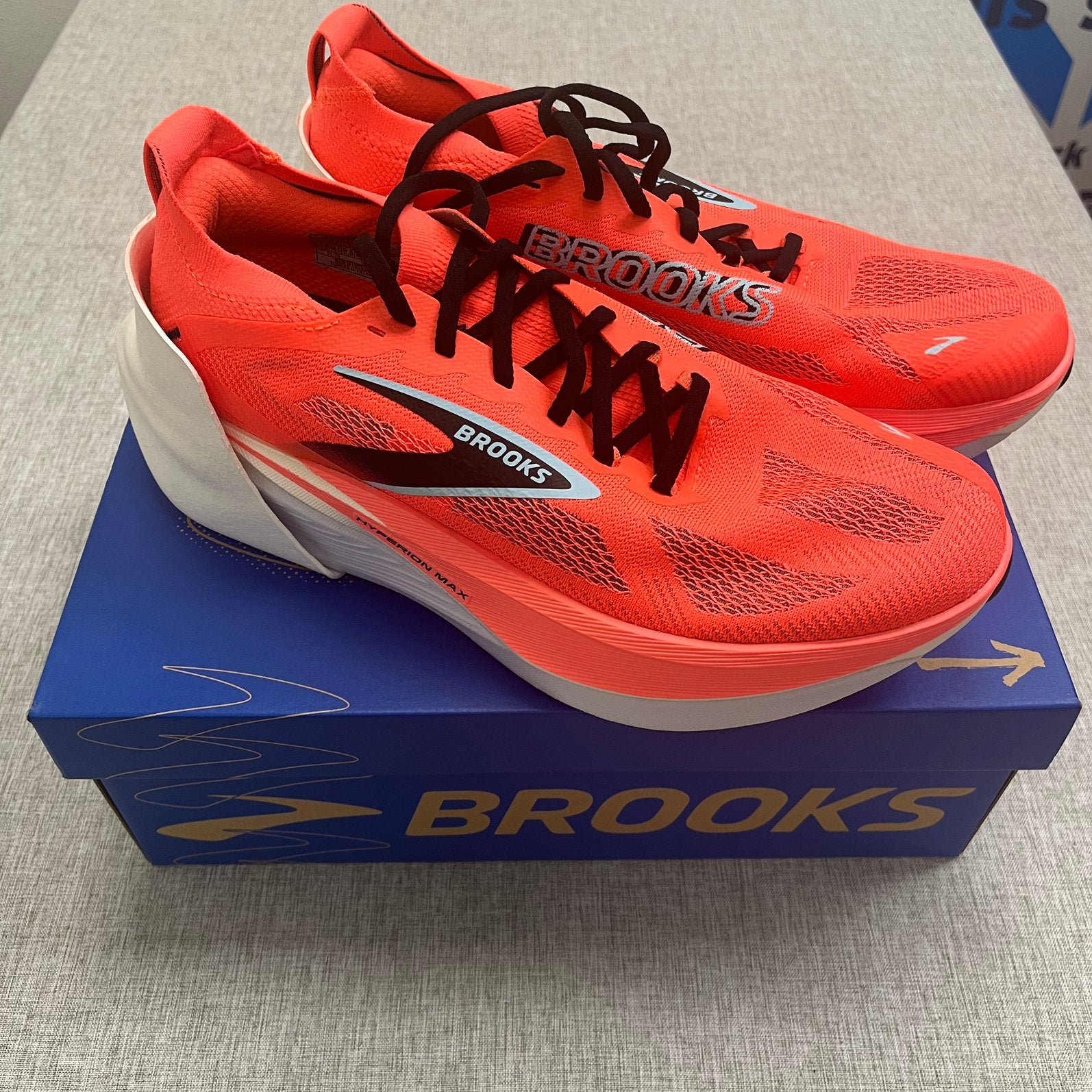 Brooks M Hyperion Max 3 / 44,5, Overige merken, Hardloopschoenen, Nieuw, Ophalen of Verzenden