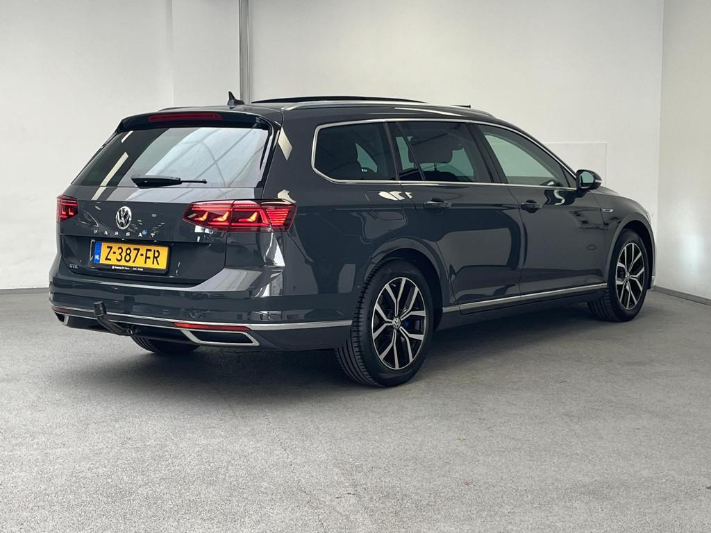 Volkswagen Passat Variant 1.4 TSI PHEV GTE | PANO | TREKHAAK, Stof, Gebruikt, 4 cilinders, Met garantie (alle)