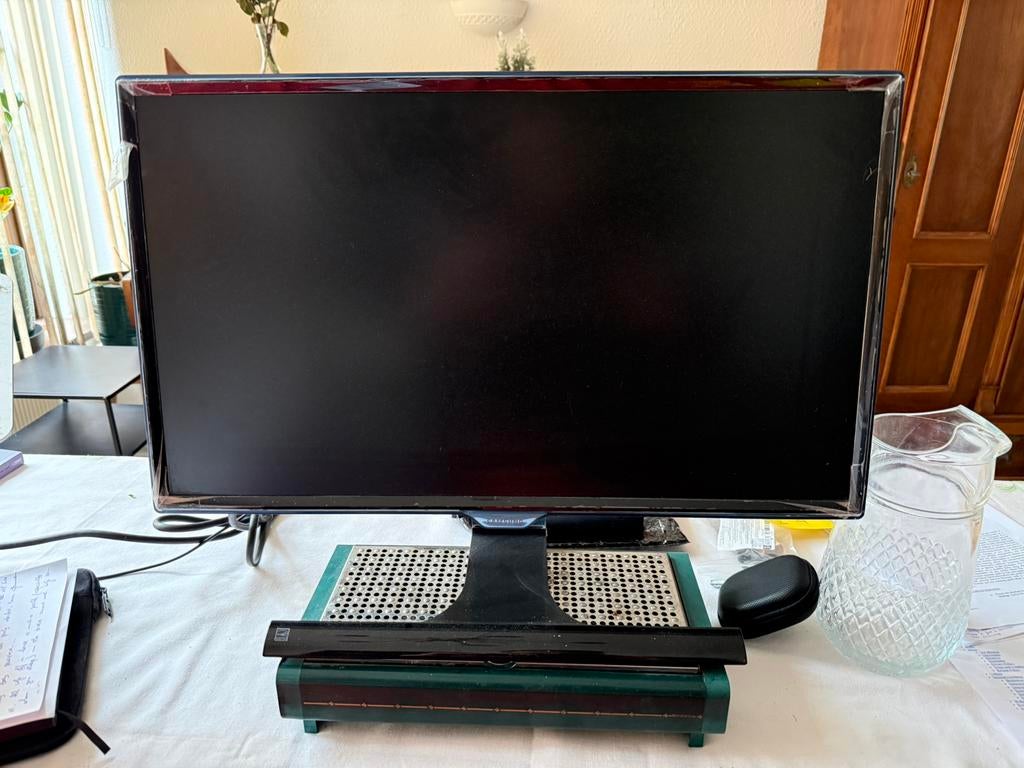 Samsung 24 inch monitor, Computers en Software, Monitoren, HDMI, 3 tot 5 ms, In hoogte verstelbaar, Full HD