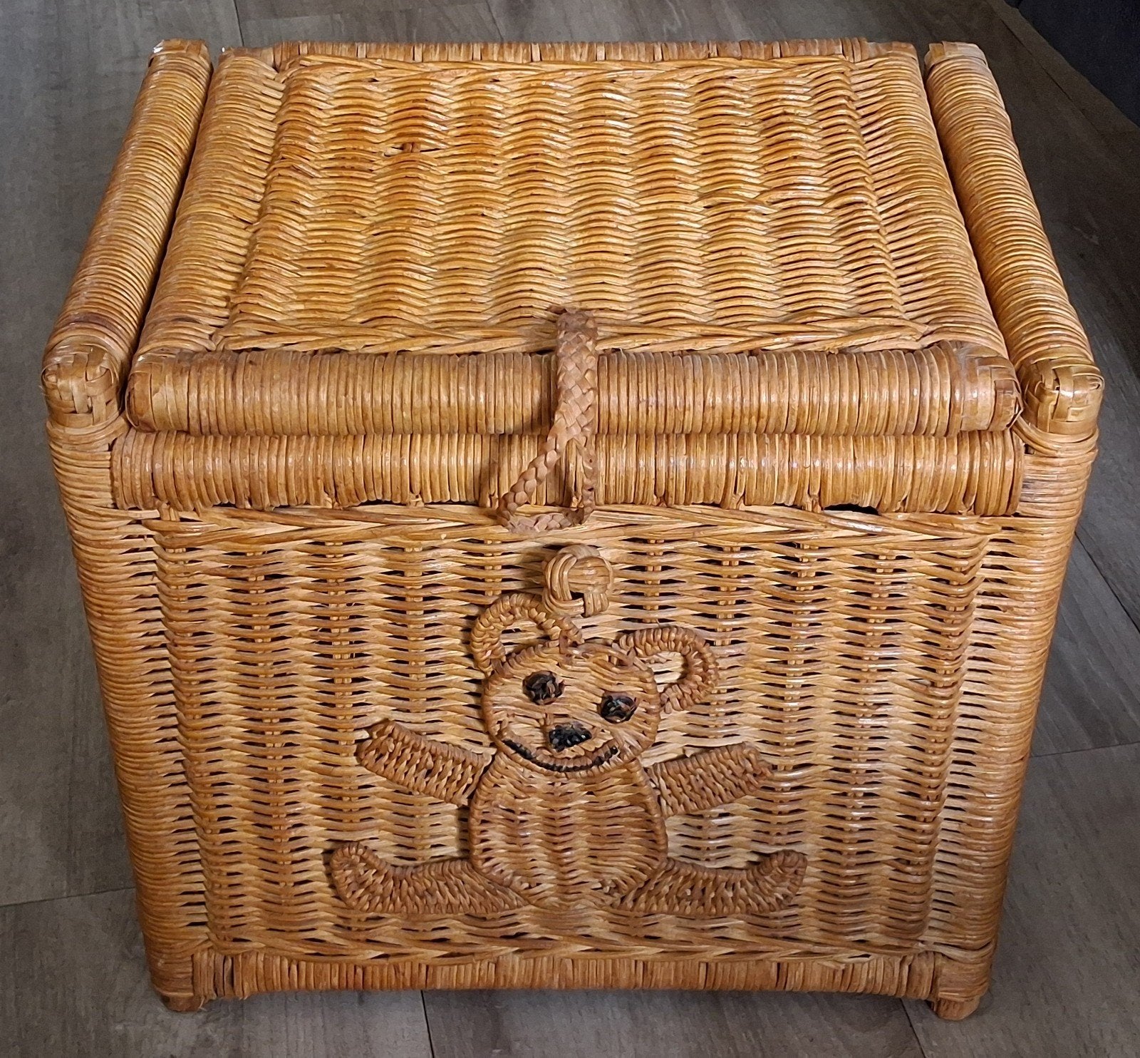 mooie kist met een beertje op de voorkant, Huis en Inrichting, Woonaccessoires | Kisten, Ophalen, Overige materialen, Minder dan 50 cm