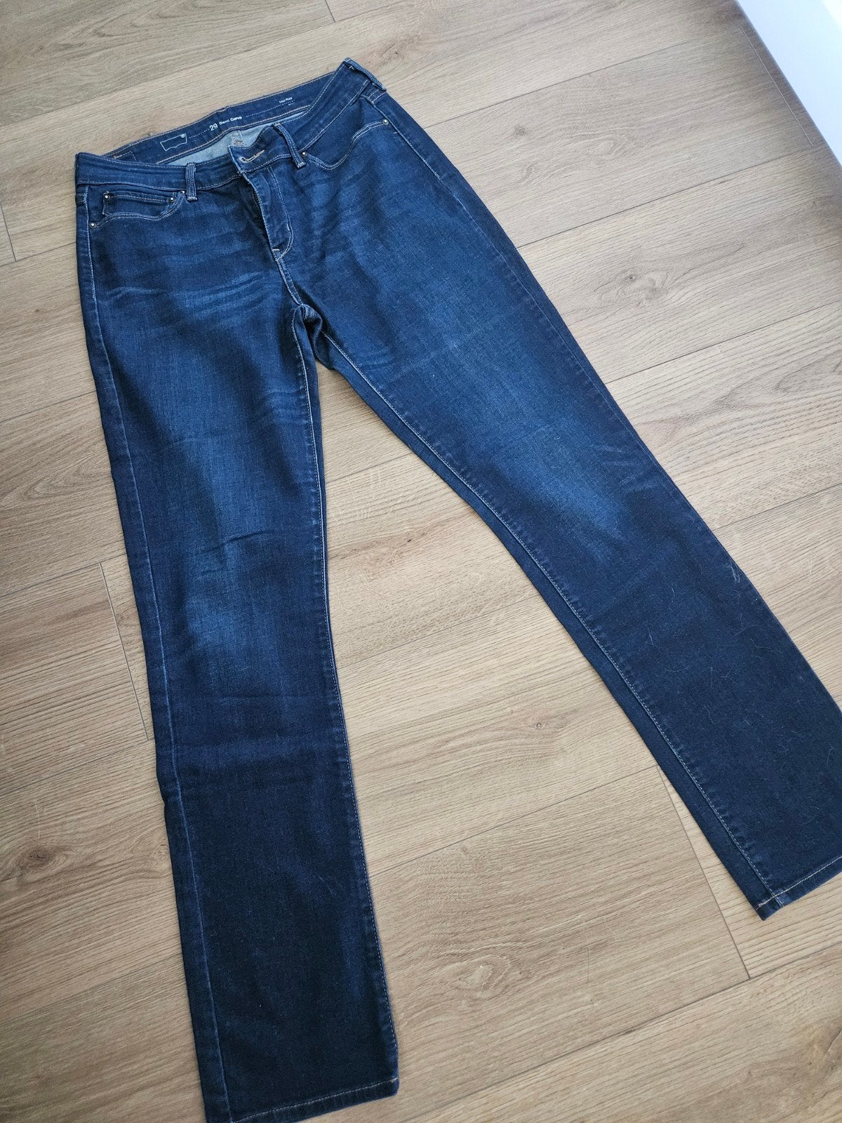 levi's Demi curve 29/32, Zo goed als nieuw, W28 - W29 (confectie 36), Levi's, Verzenden