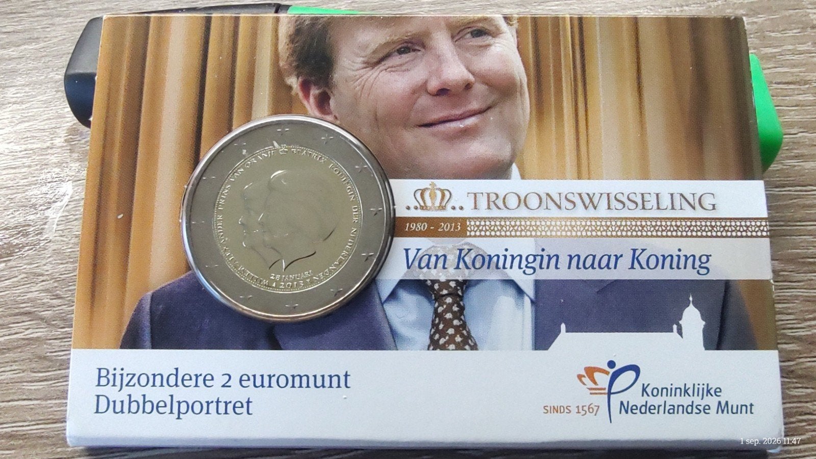 Bijzondere 2 euromunt Troonswisseling Dubbelportret +boekje, Postzegels en Munten, Munten | Nederland, Ophalen of Verzenden, Koningin Beatrix