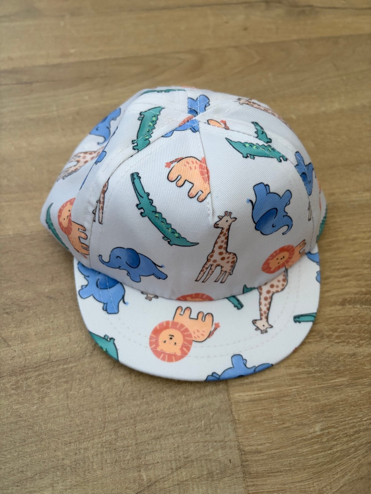 Leuke Primark baby muts met dierenprint - 0-3 maanden, Kinderen en Baby's, Jongen of Meisje, Ophalen of Verzenden, Zo goed als nieuw
