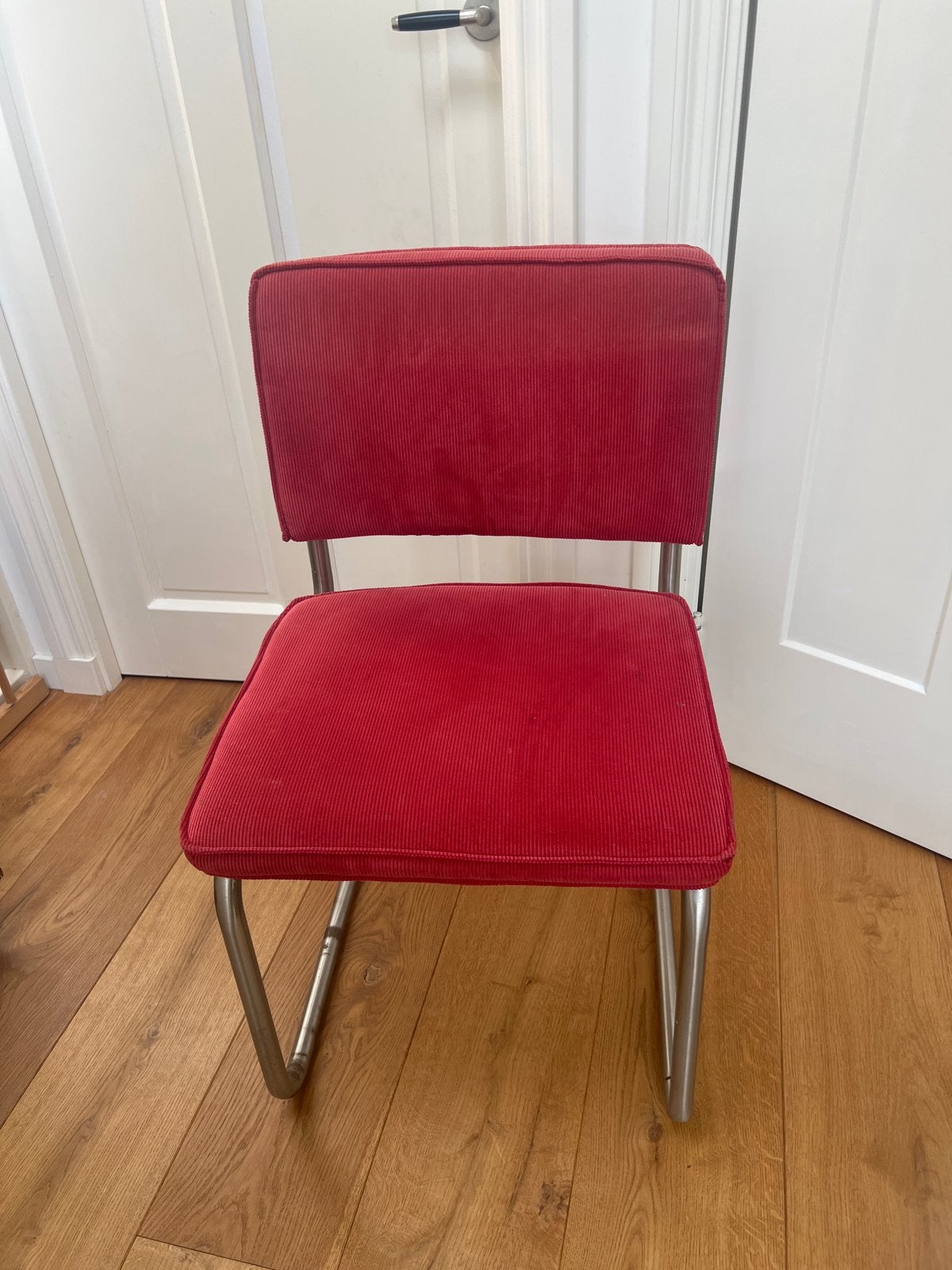 Mooie rode rib stoel in goede staat, Gebruikt, Ophalen of Verzenden, Rood, Eén