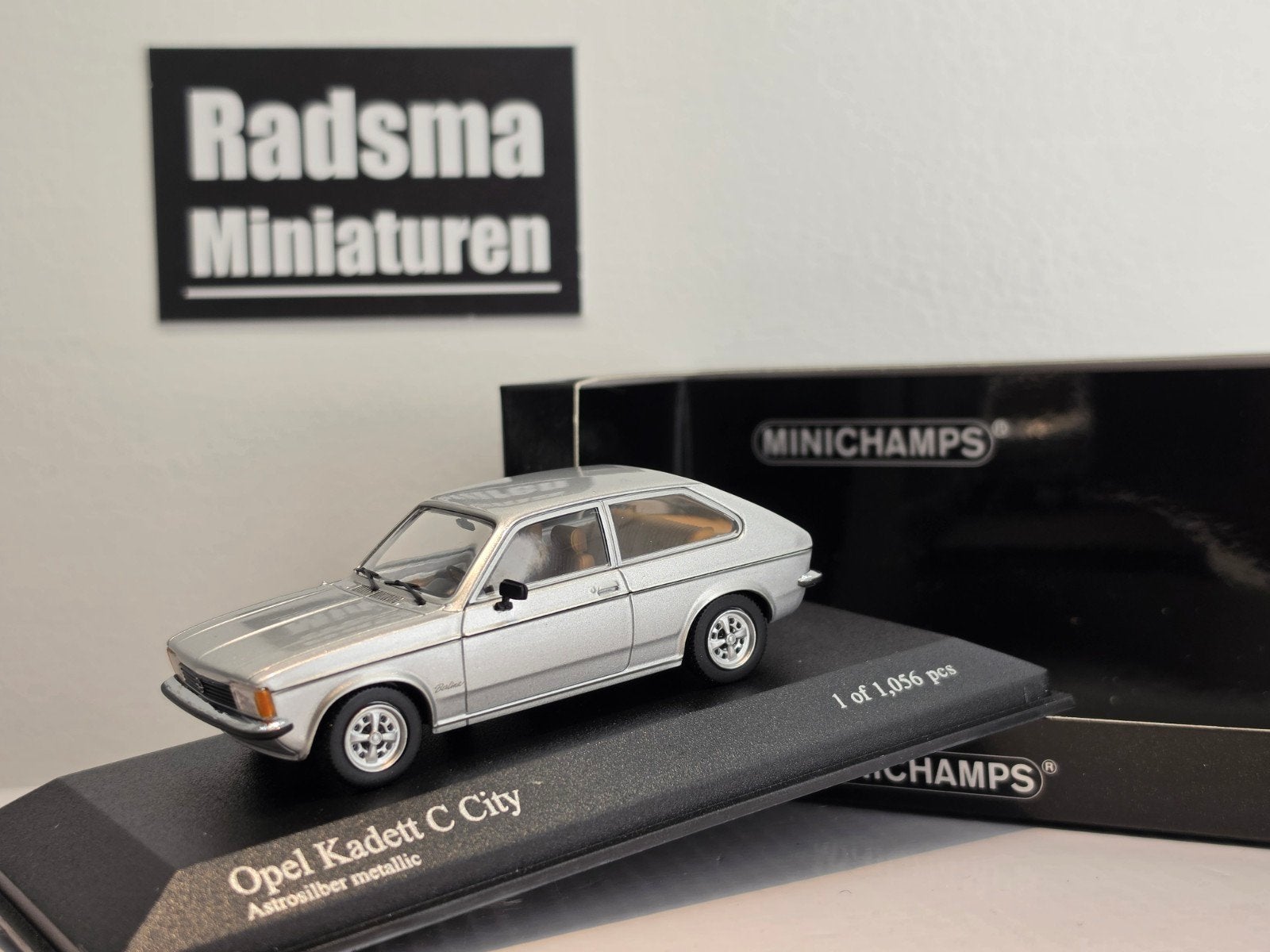 Opel kadett C City - Silver - 1:43 Minichamps, Hobby en Vrije tijd, Modelauto's | 1:43, Auto, Ophalen of Verzenden, Zo goed als nieuw