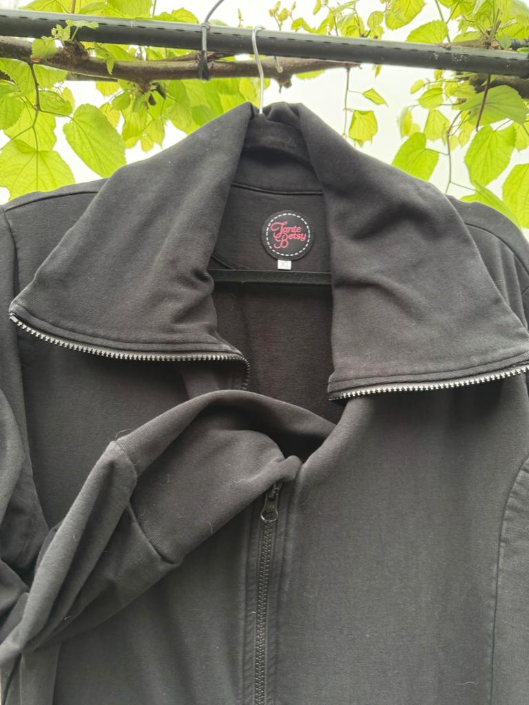 Vest Tante Betsy Zwart XL zwart, Kleding | Dames, Tante Betsy, Zwart, Maat 46/48 (XL) of groter, Ophalen of Verzenden