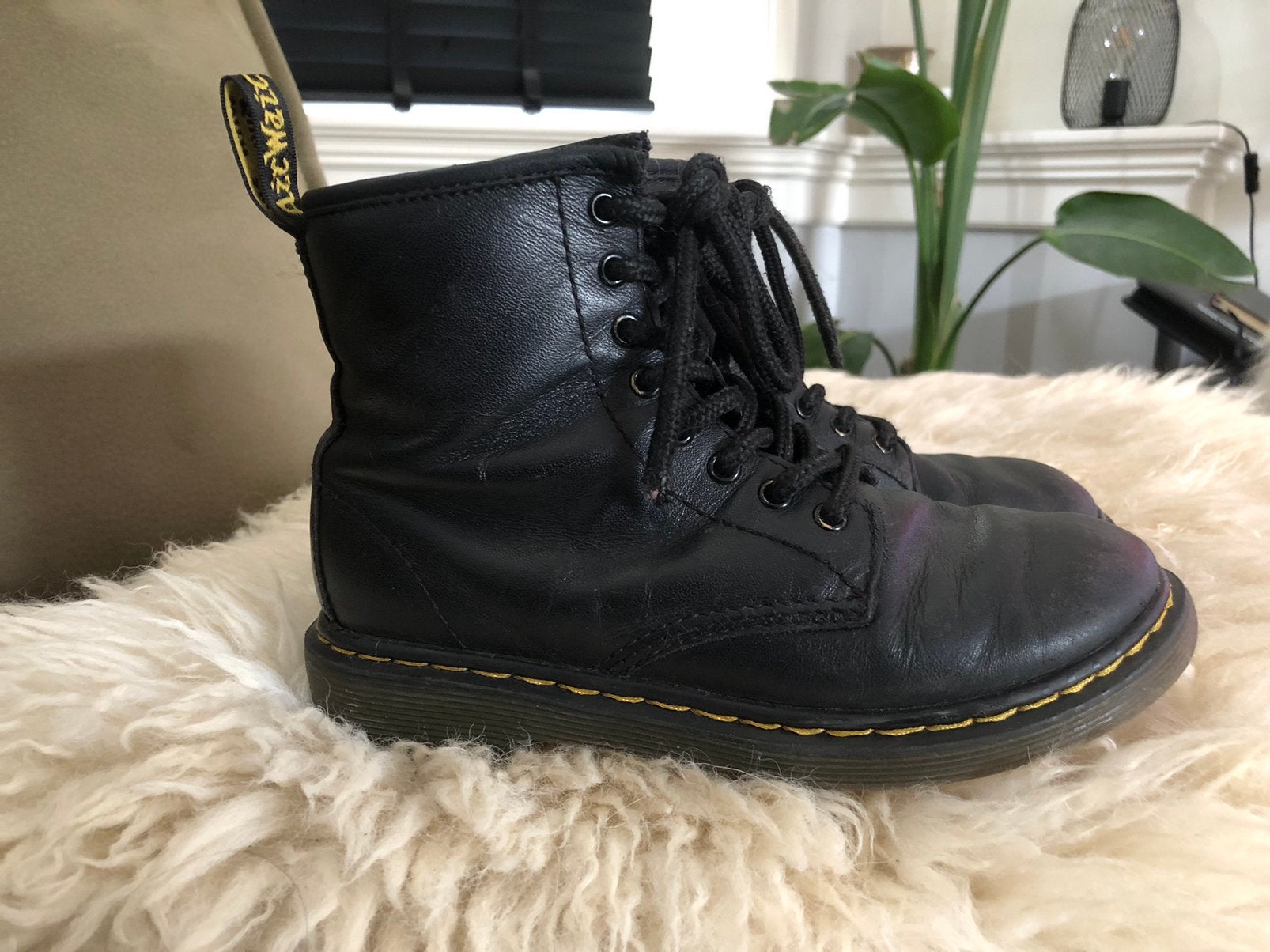 Dr. Martens 1460 Junior laarzen maat 32, Kinderen en Baby's, Kinderkleding | Schoenen en Sokken, Gebruikt, Meisje, Ophalen of Verzenden