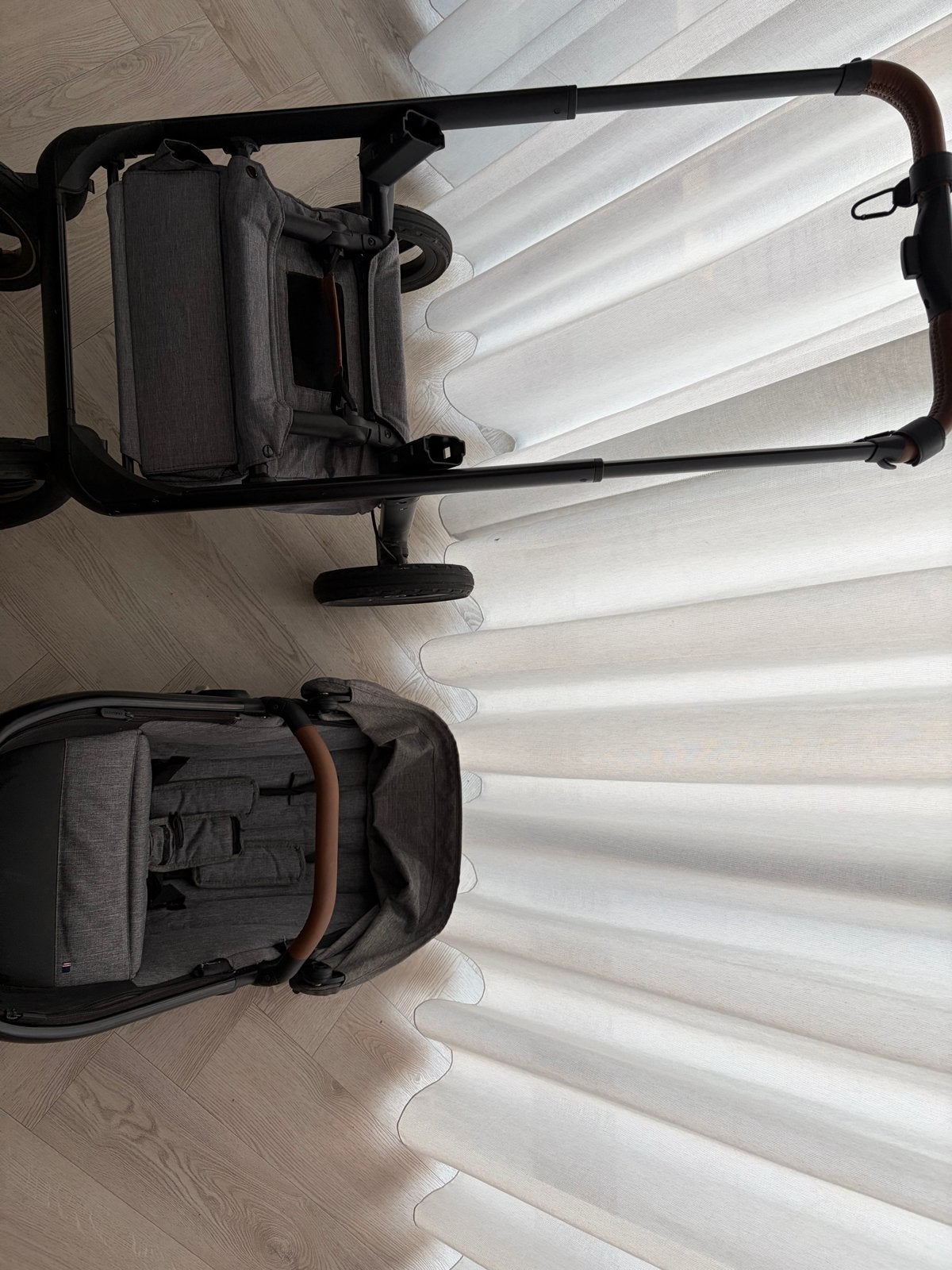 Dubatti kinderwagen - Grijs met bruine accenten, Kinderen en Baby's, Kinderwagens en Combinaties, Gebruikt, Combiwagen, Met reiswieg