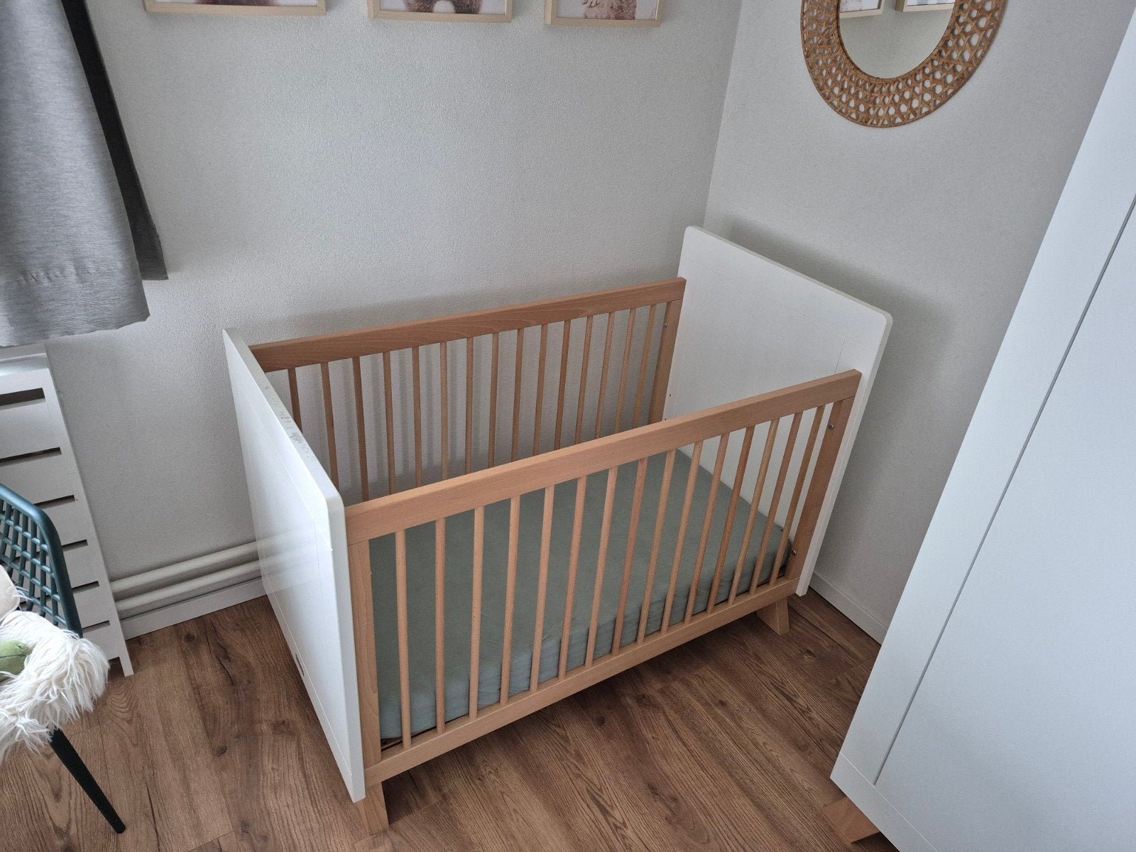 Bobita ledikant 120x60cm, Kinderen en Baby's, Kinderkamer | Complete kinderkamers, Ophalen, Zo goed als nieuw, Jongetje of Meisje
