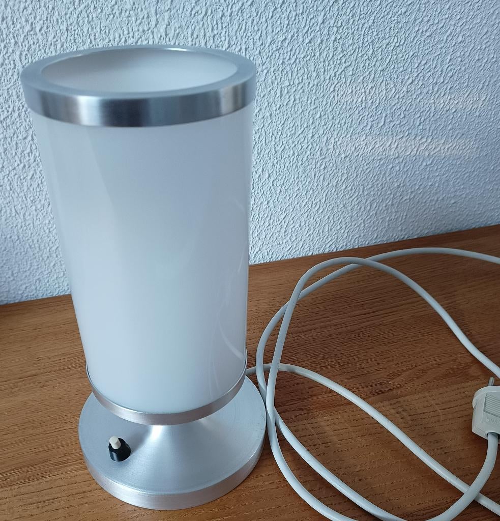 unieke vintage tafellamp in de stijl van  Giso, Huis en Inrichting, Lampen | Tafellampen, Gebruikt, Minimalistisch  - vintage  design
