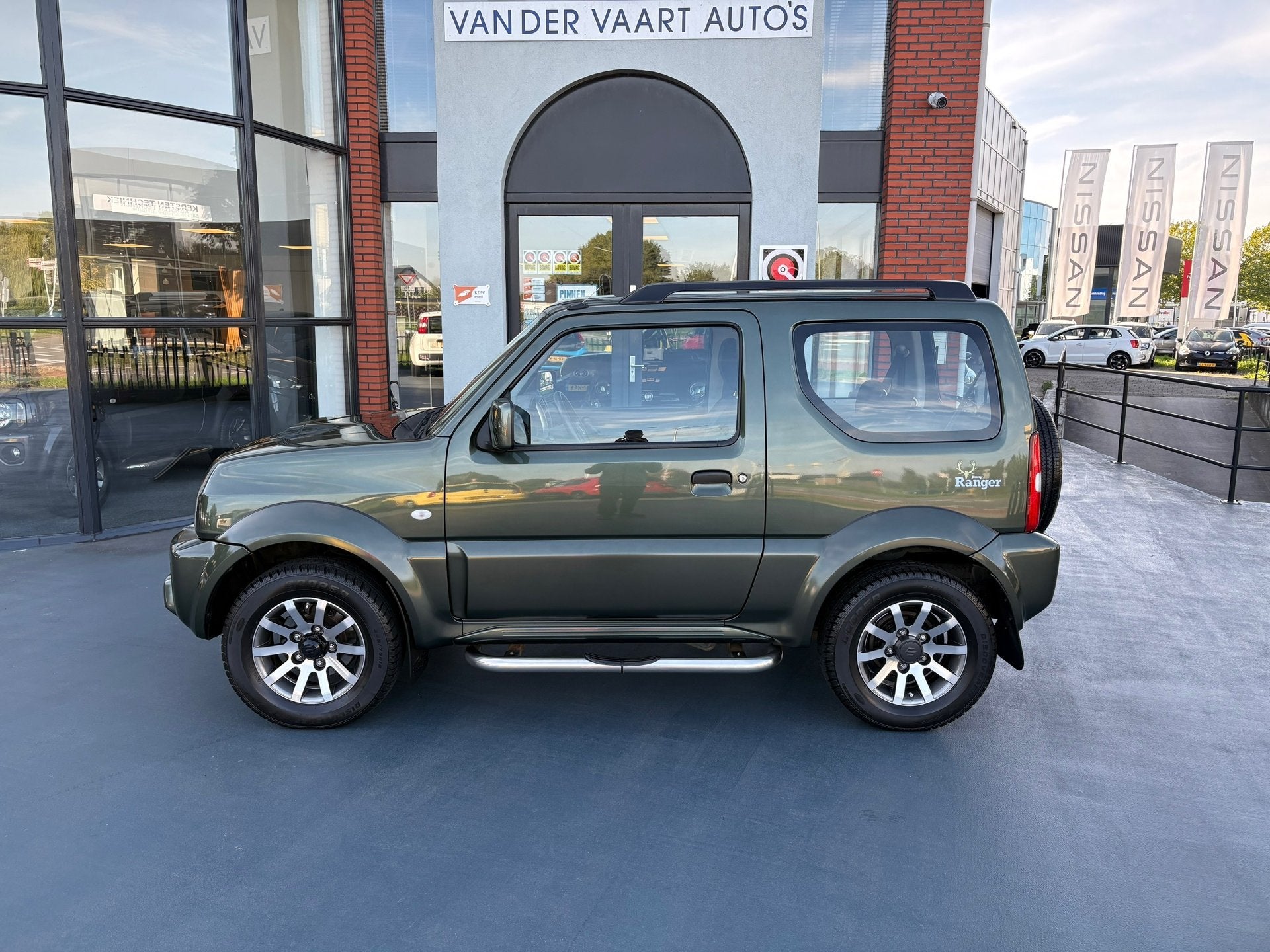 Suzuki JIMNY 1.3 Exclusive AUTOMAAT STOELVERWARMING, Auto's, Dealer onderhouden, Gebruikt, Euro 6, 4 stoelen