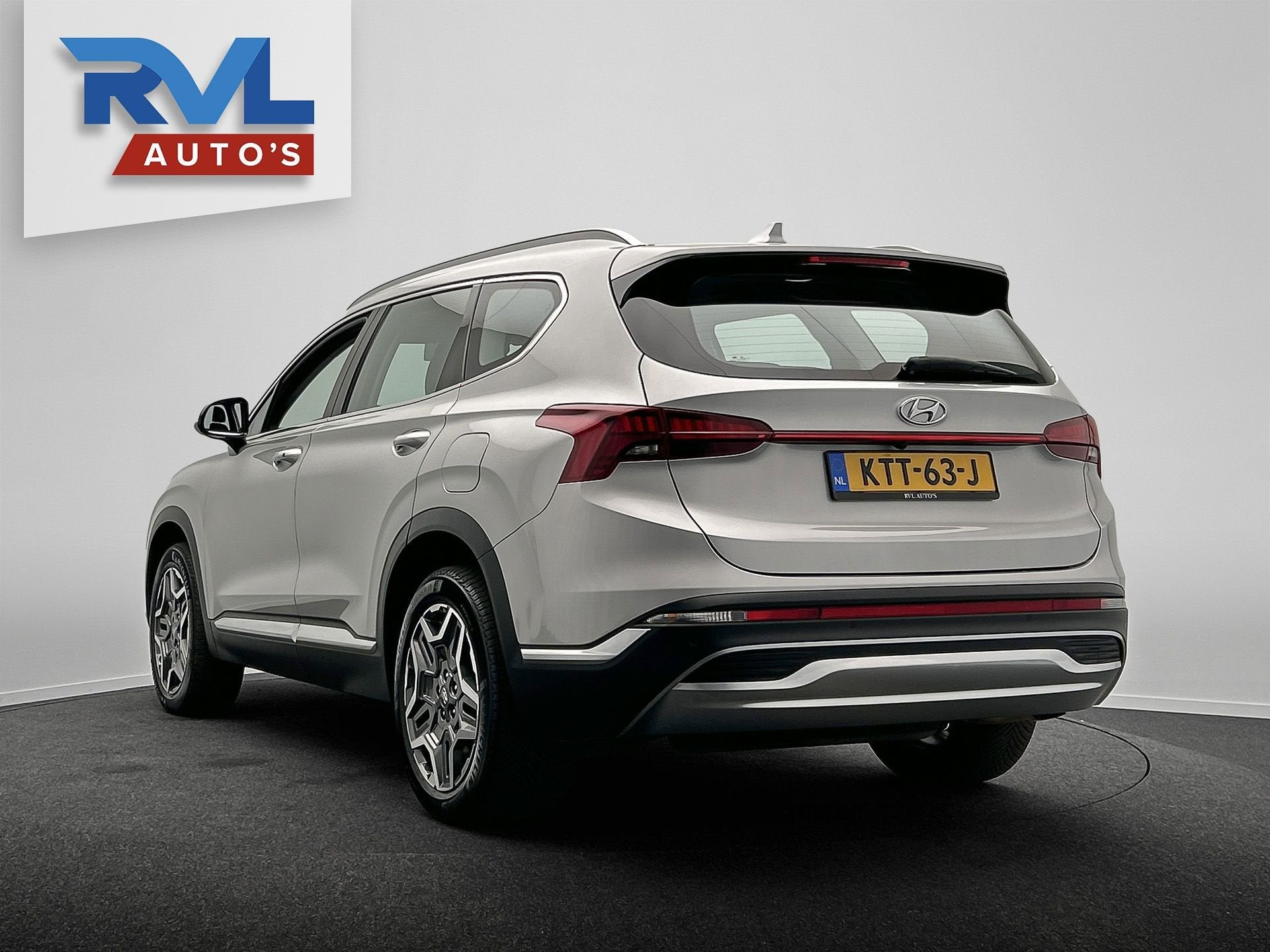 Hyundai Santa Fe 1.6 T-GDI PHEV Comfort 7 Persoons| 1e Eigen, 1350 kg, Santa Fe, Gebruikt, 4 cilinders