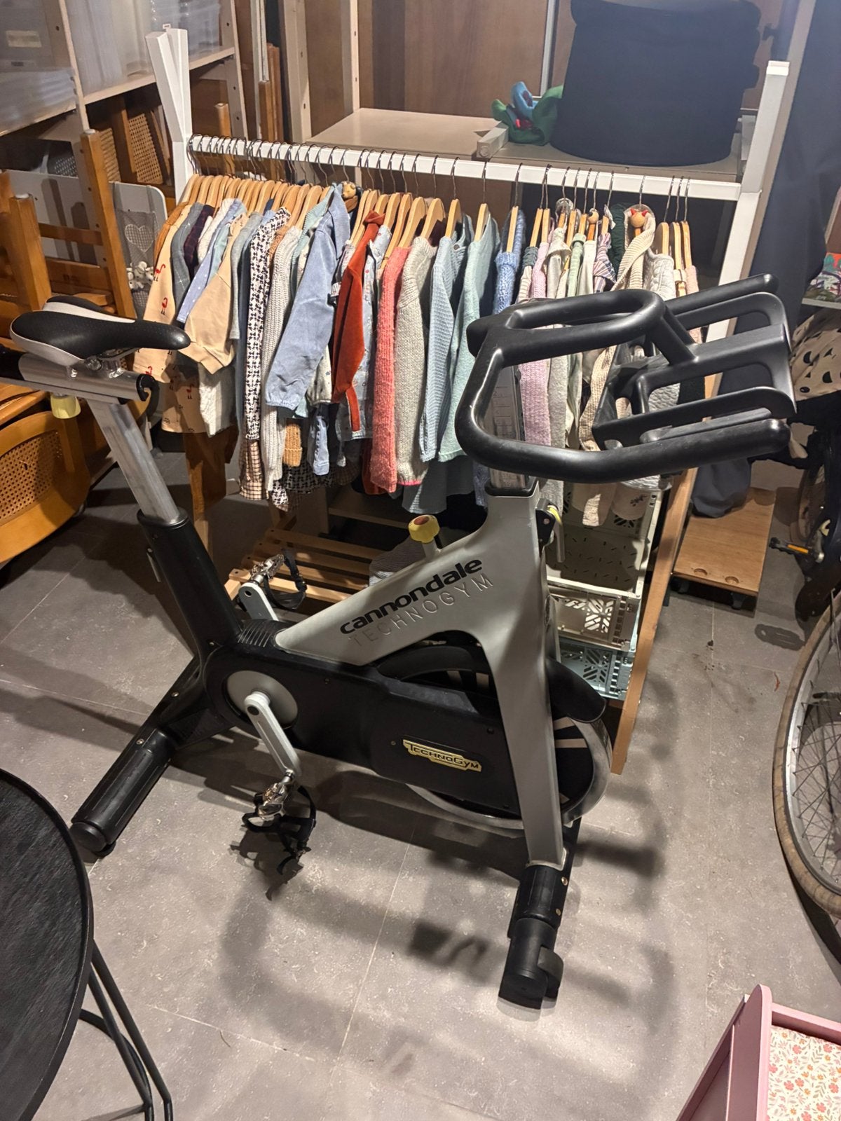 Spinningfiets Technogym. Goede staat., Ophalen, Zo goed als nieuw, Spinningfiets