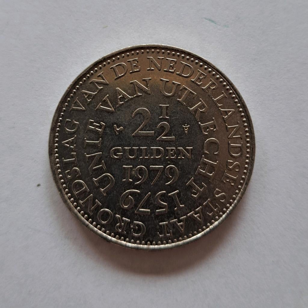 Zilveren Juliana 2,5 gulden uit 1979, Koningin Juliana, Zilver, Ophalen of Verzenden, Losse munt