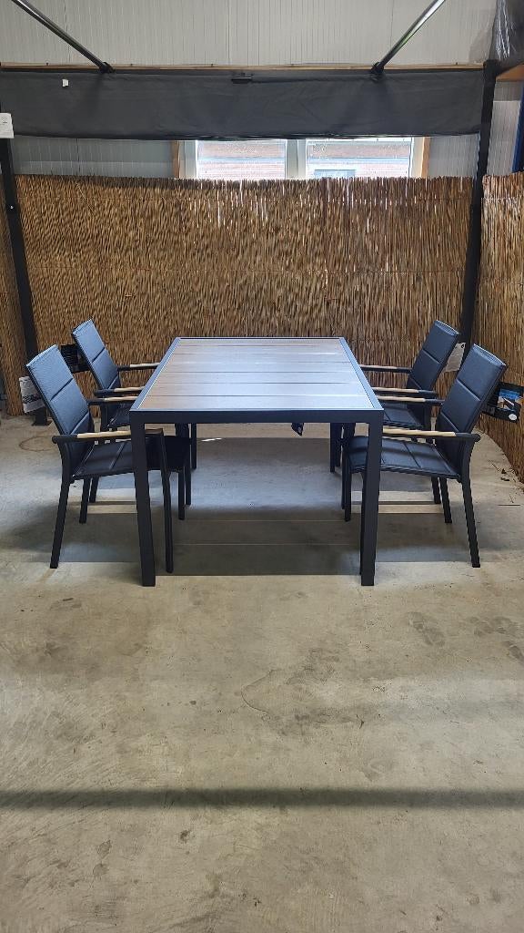 tuinmeubels, Ophalen