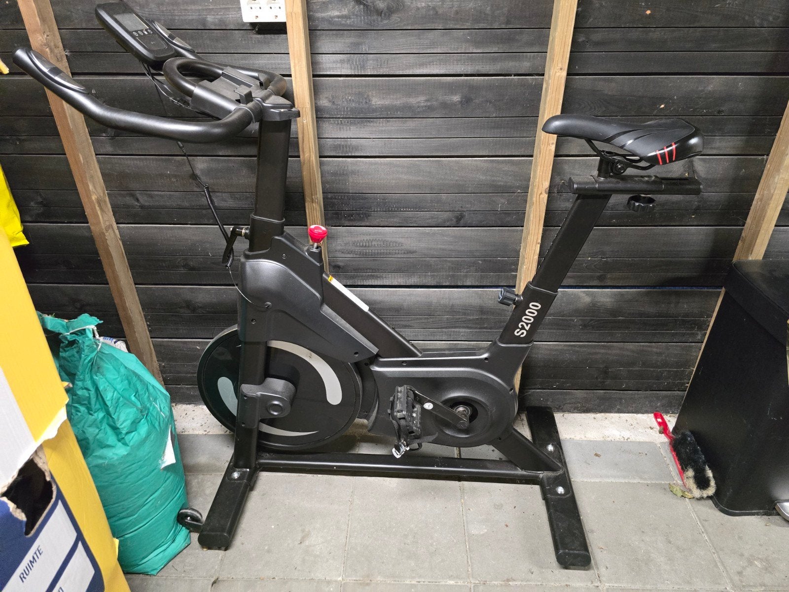 Senz Sports S2000 Bluetooth indoorfiets spinning trainer, Ophalen, Aluminium, Zo goed als nieuw, Benen