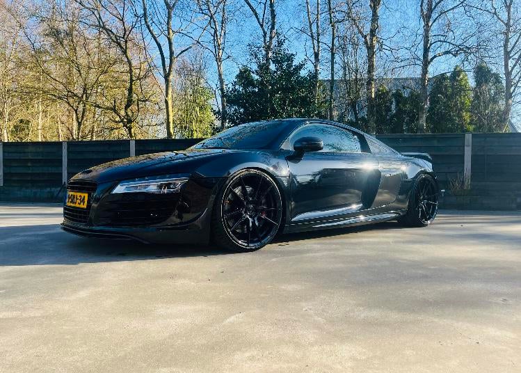 Dikke Audi R8 4.2 FSI Quattro Zwart-Carbon Handgeschakeld, 8 cilinders, 1535 kg, Zwart, Handgeschakeld