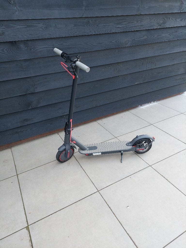 Electrische step, Ophalen of Verzenden, Zo goed als nieuw, Elektrische step (E-scooter)