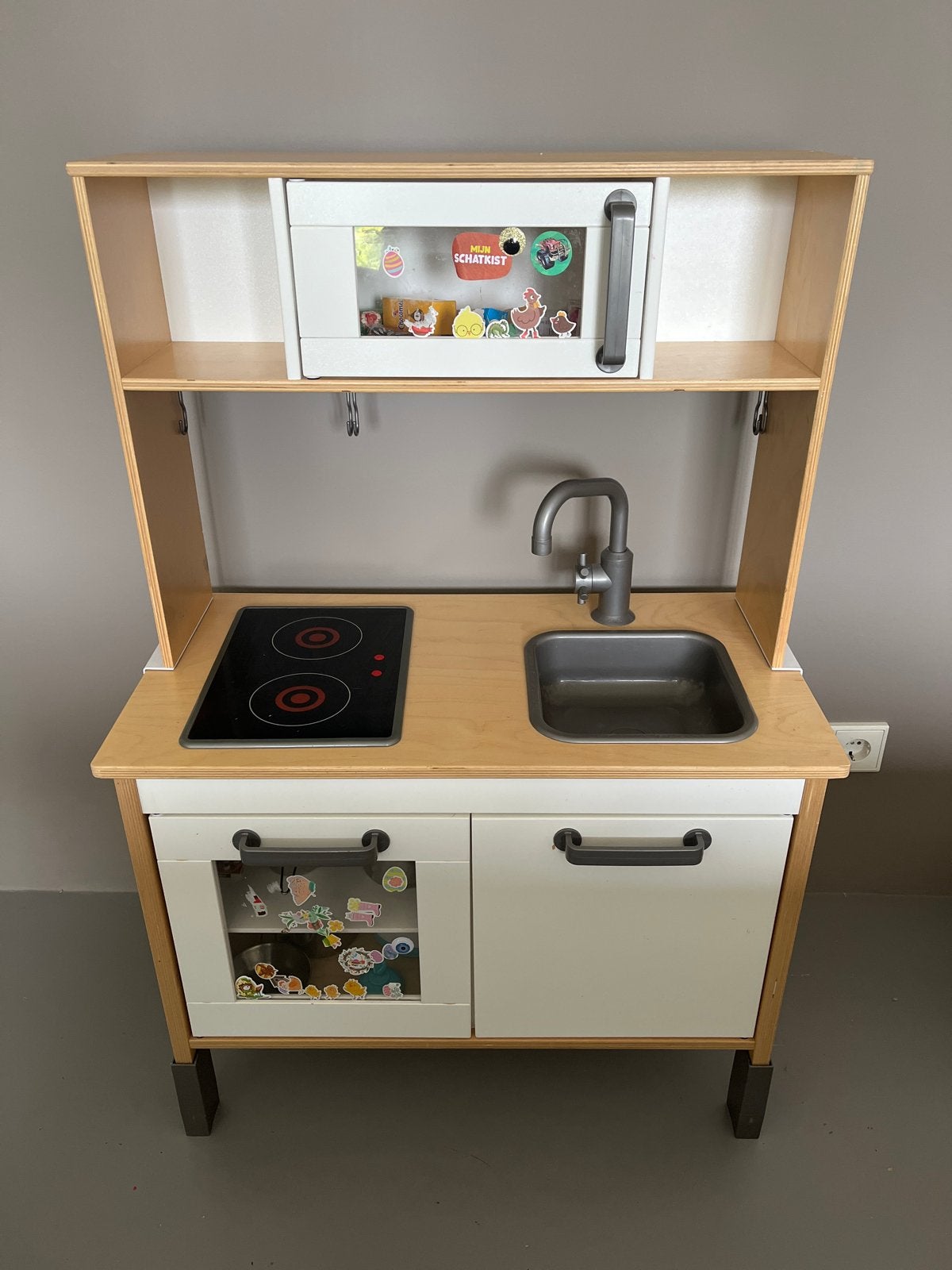 IKEA Duktig Speelkeuken met magnetron, waterkoker, potten en, Ophalen, Gebruikt, Hout, Speelkeuken