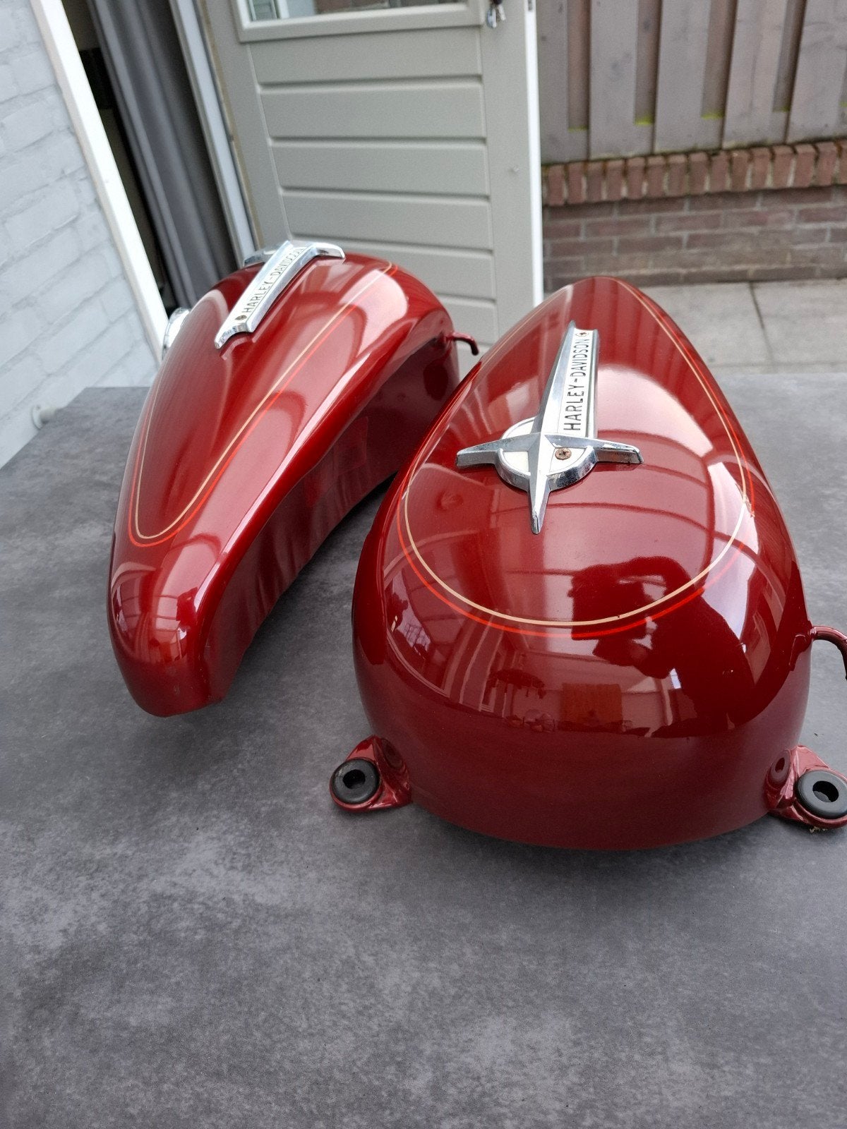 Harley Davidson tank helften met embleem, Ophalen