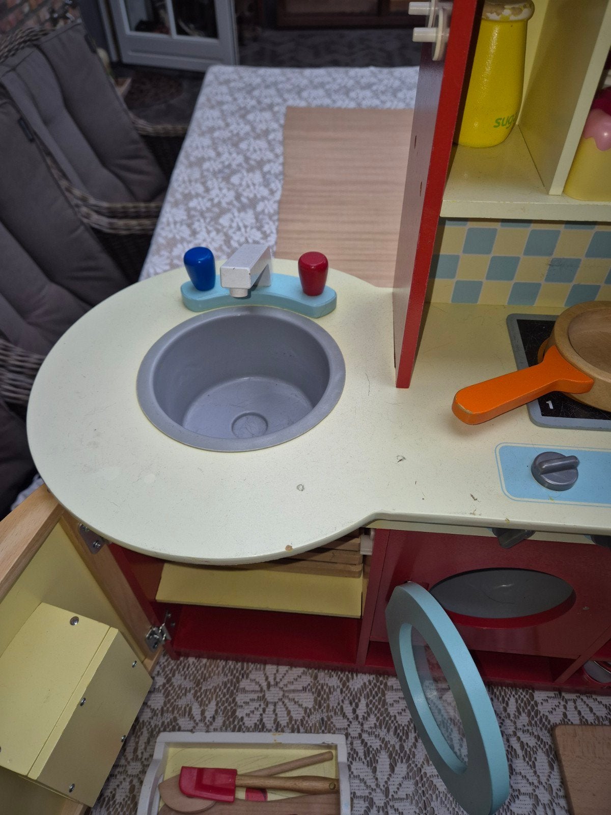 Houten speelkeuken met accessoires, Kinderen en Baby's, Speelgoed | Speelkeukens, Ophalen of Verzenden