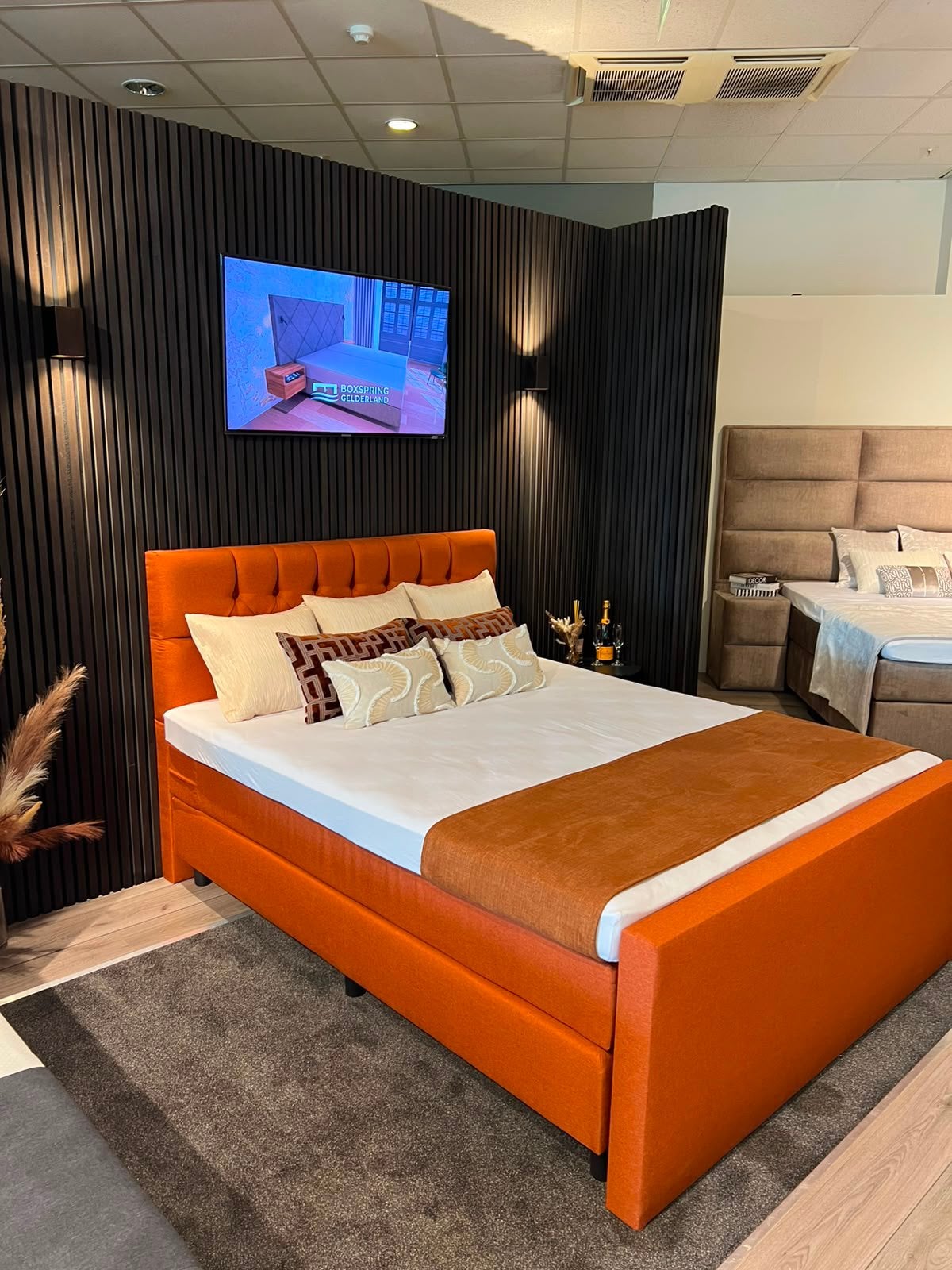 Boxspring wormerveer zaandam purmerend alkmaar beverwijk, Ophalen of Verzenden, Zo goed als nieuw