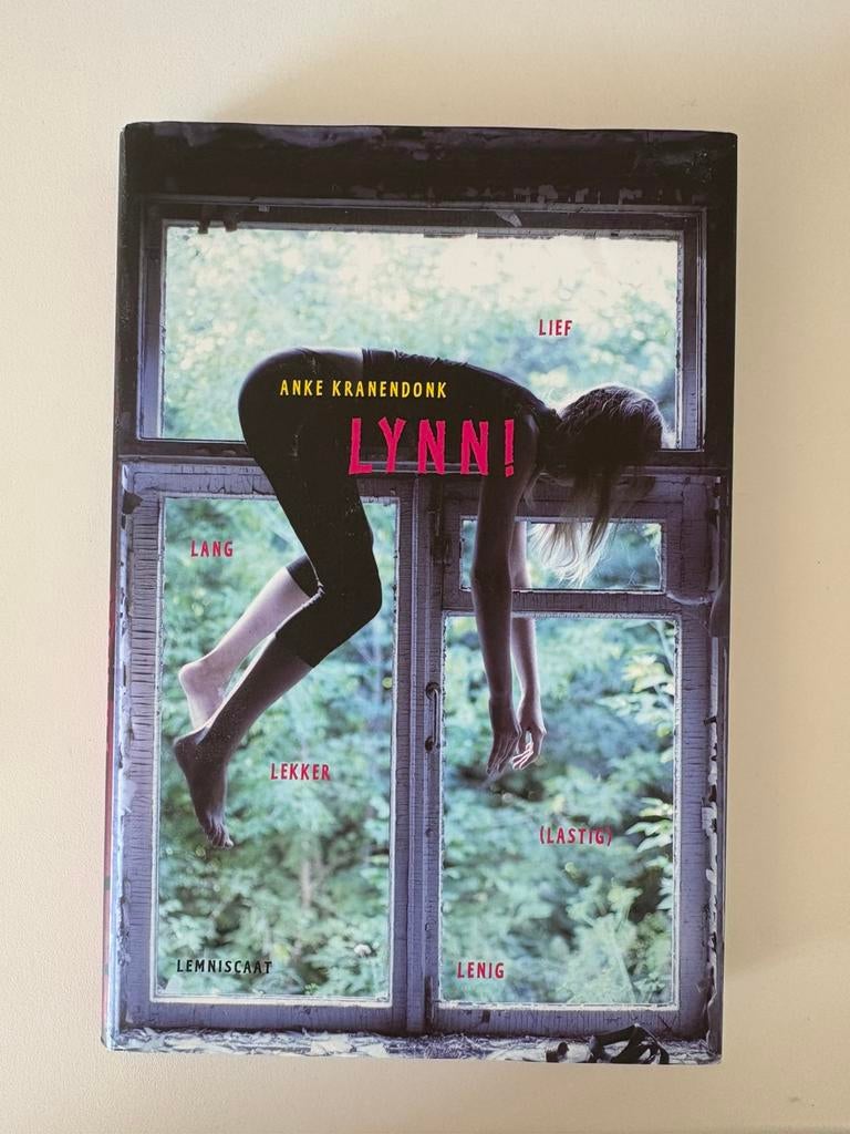 Lynn, Ophalen of Verzenden, Zo goed als nieuw
