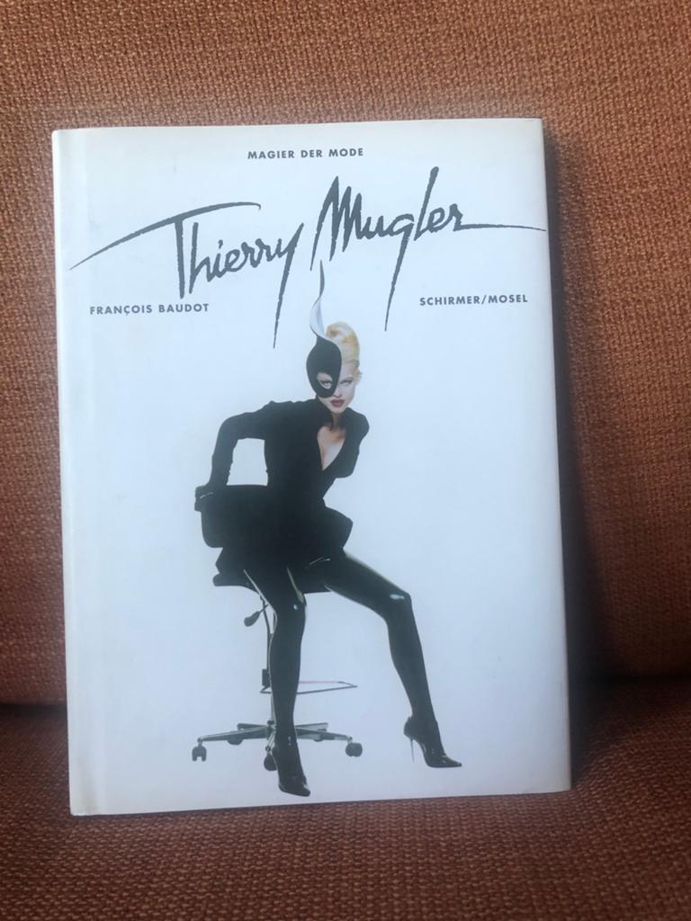 Thierry Mugler: Magier der Mode - Fotoboek, Ophalen of Verzenden, Gelezen, Fotografie algemeen