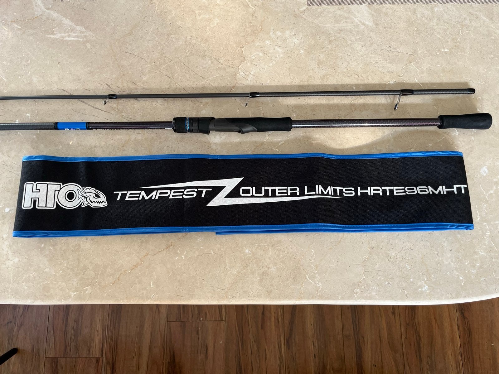 HTO Tempest Z Outer Limits HRTE96MHT Zeebaars Werphengel, Ophalen, Zo goed als nieuw, Werphengel