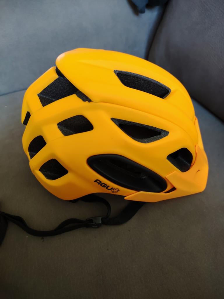AGU Fietshelm Oranje NOOIT GEBRUIKT L/XL, Fietsen en Brommers, Fietsaccessoires | Fietshelmen, Overige maten, Ophalen of Verzenden